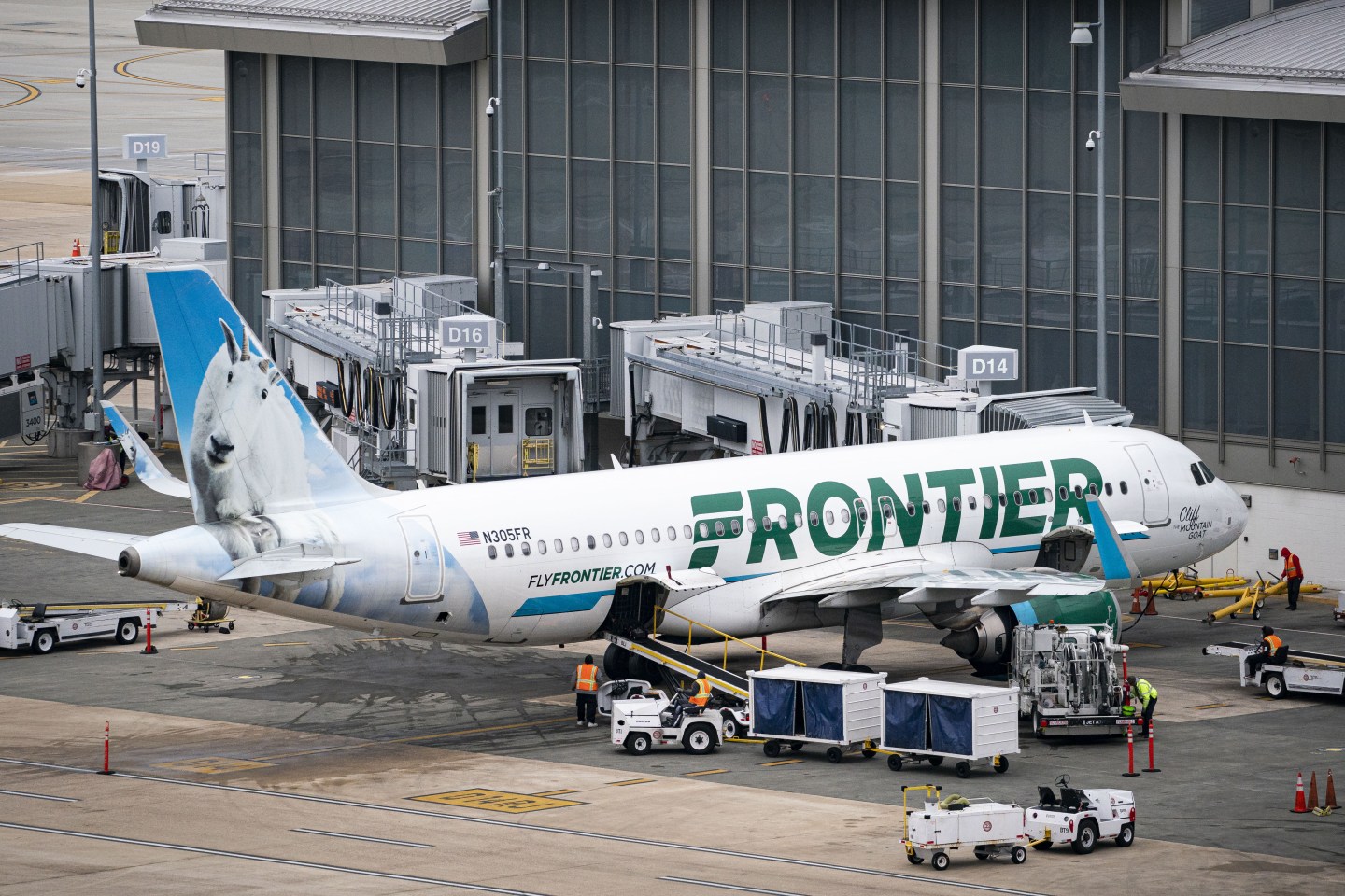 Frontier and Spirit Airlines to take on the pandemic-induced travel hiatus with $6.6B deal