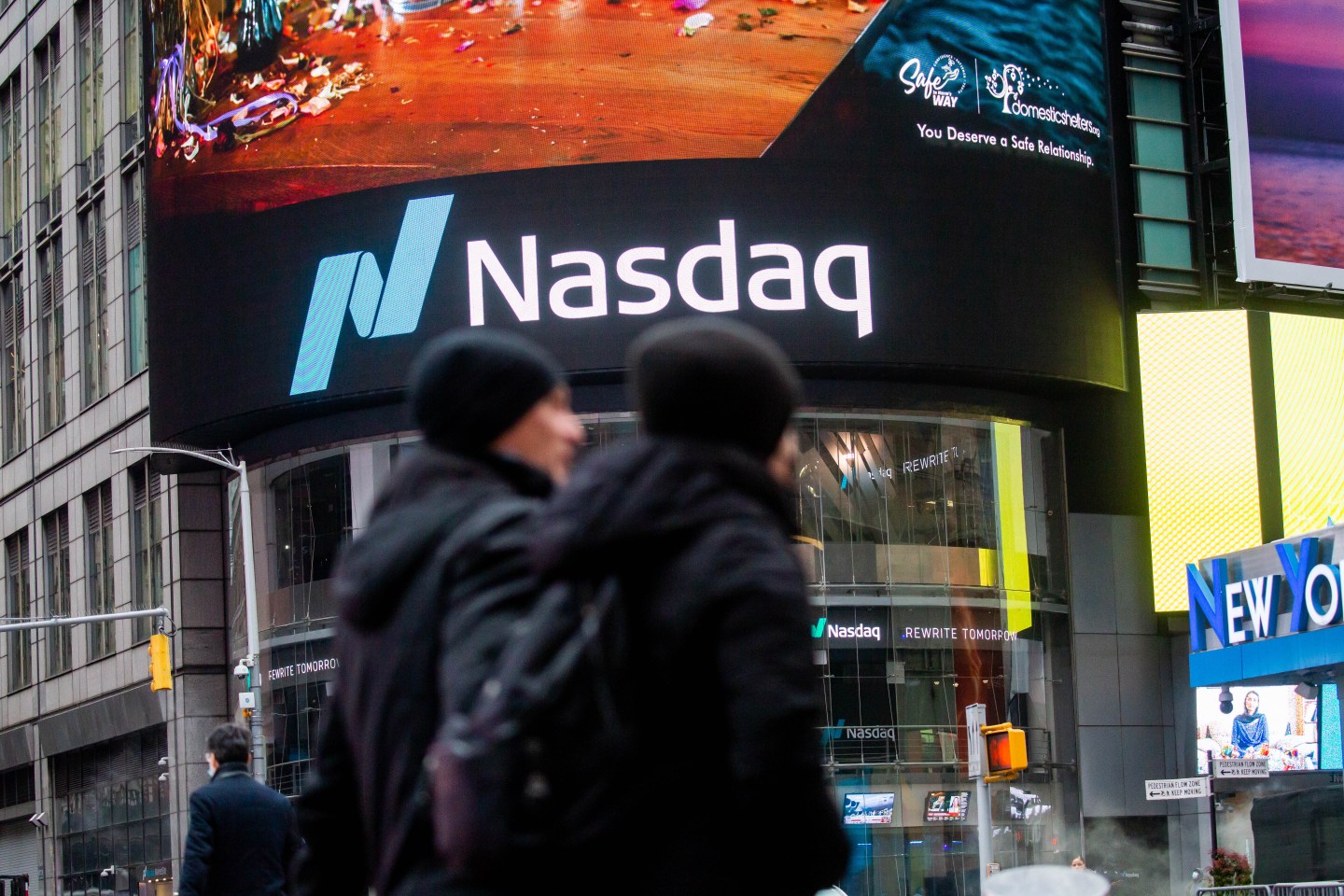 Tech bulls roar back ahead of what’s expected to be an ugly jobs report
