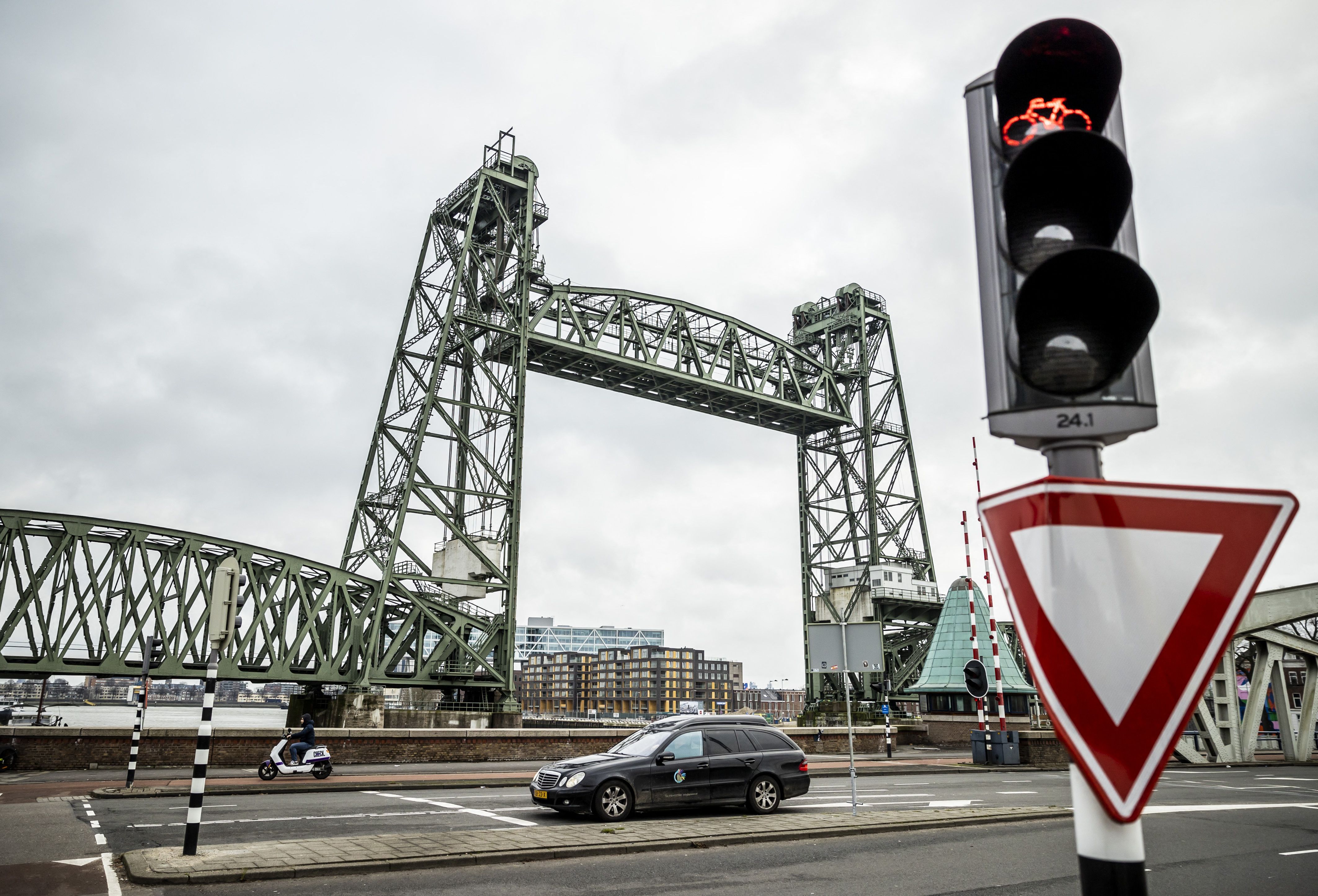 The historic Koningshaven Bridge in the Dutch port city of Rotterdam in February 2022.