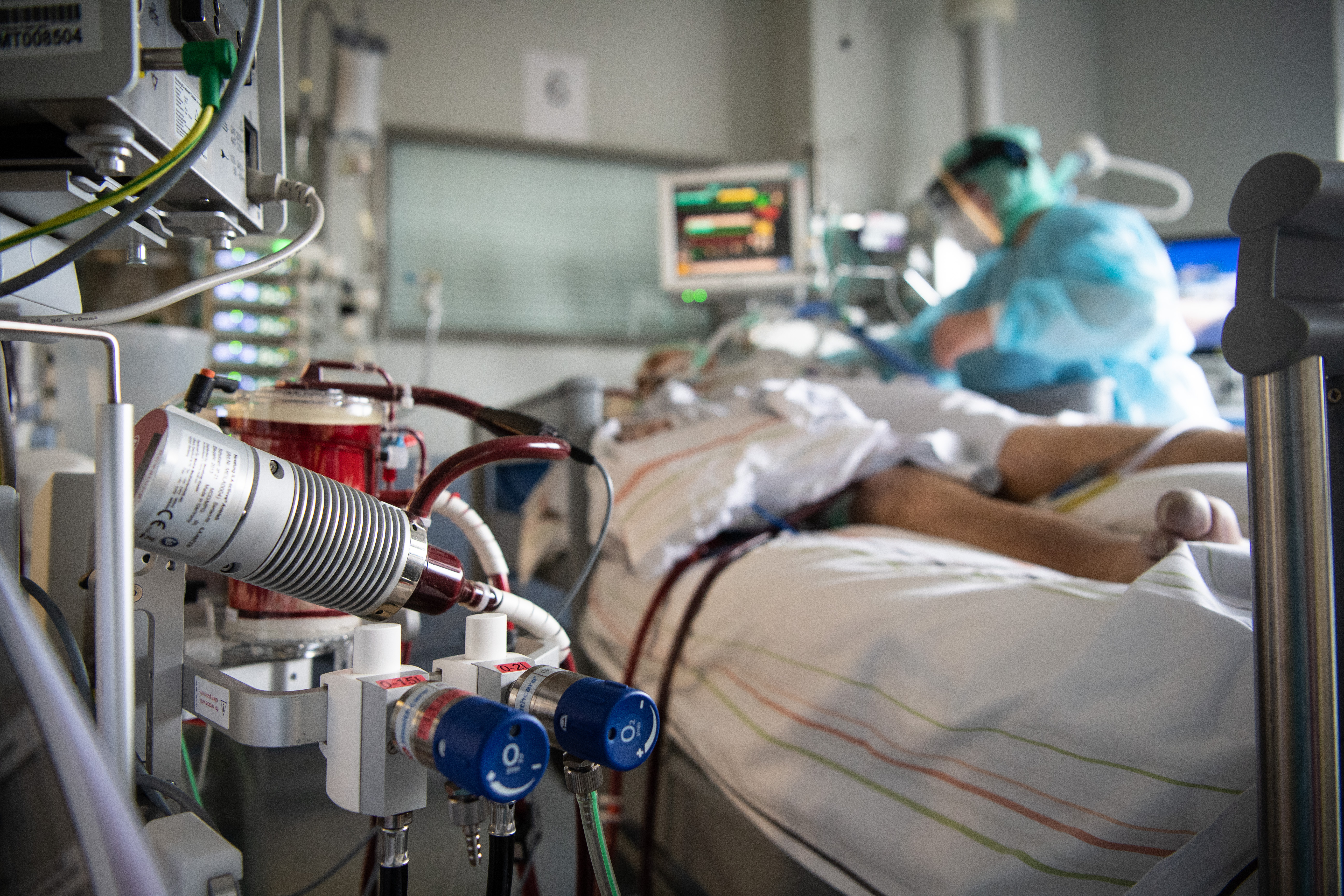 Even patients who were never sick enough to be hospitalized for Covid were still 68% more likely than their non-infected counterparts to be diagnosed with a sleep disorder, 69% more likely to have an anxiety disorder, and 77% more likely to have a depressive disorder.