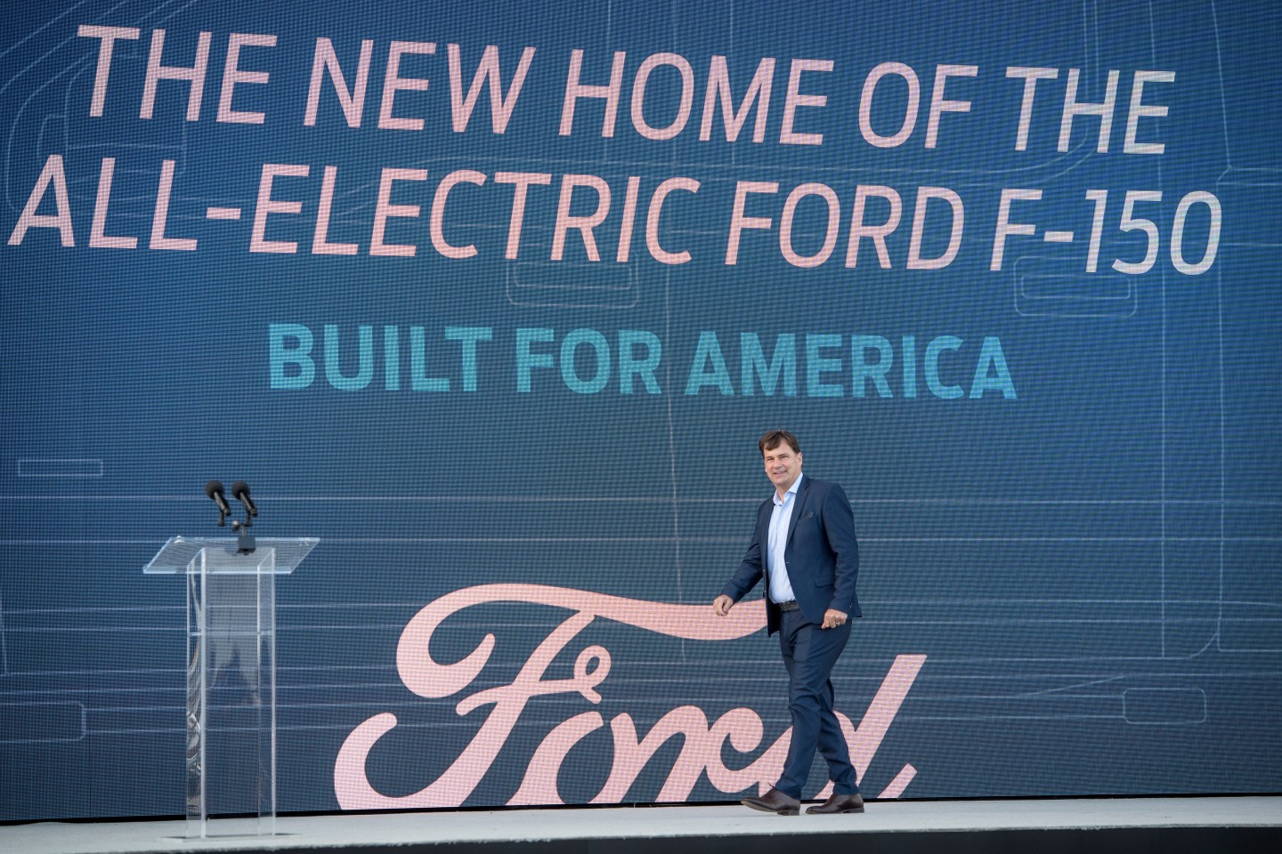 The stock market loves Ford’s big electric vehicle plans. Rivian not so much