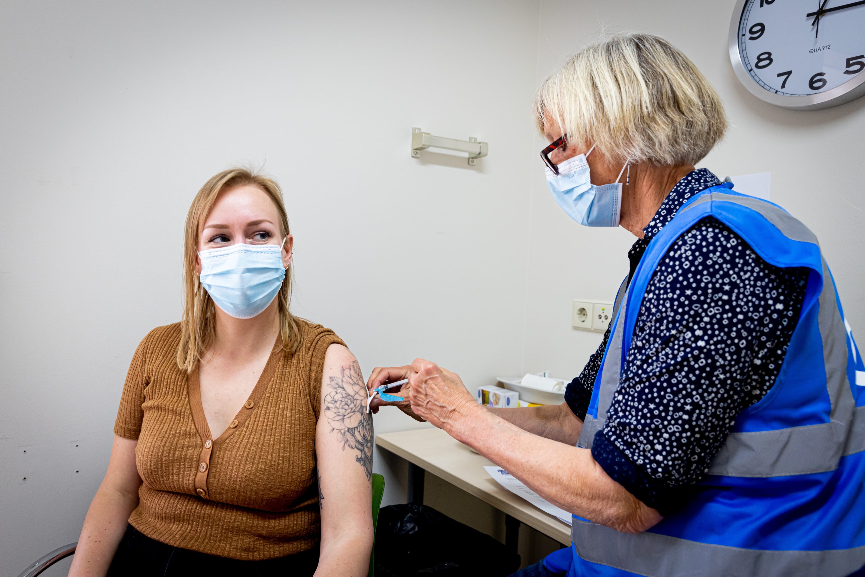 Vaccine Antibody treatment Evusheld