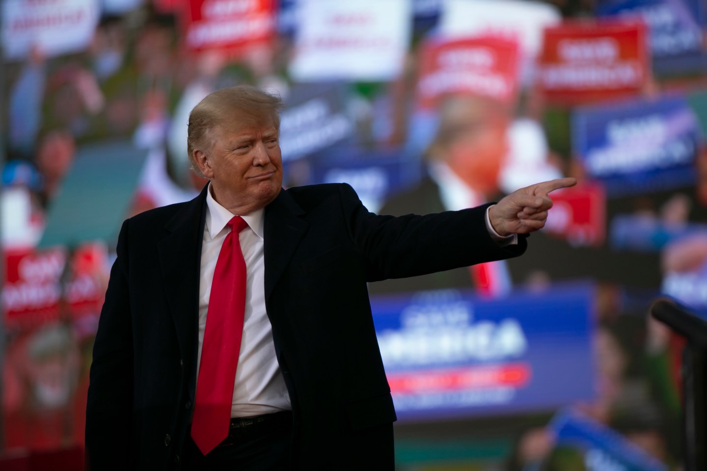 Trump’s small-dollar donors fuel $19 million first-quarter haul