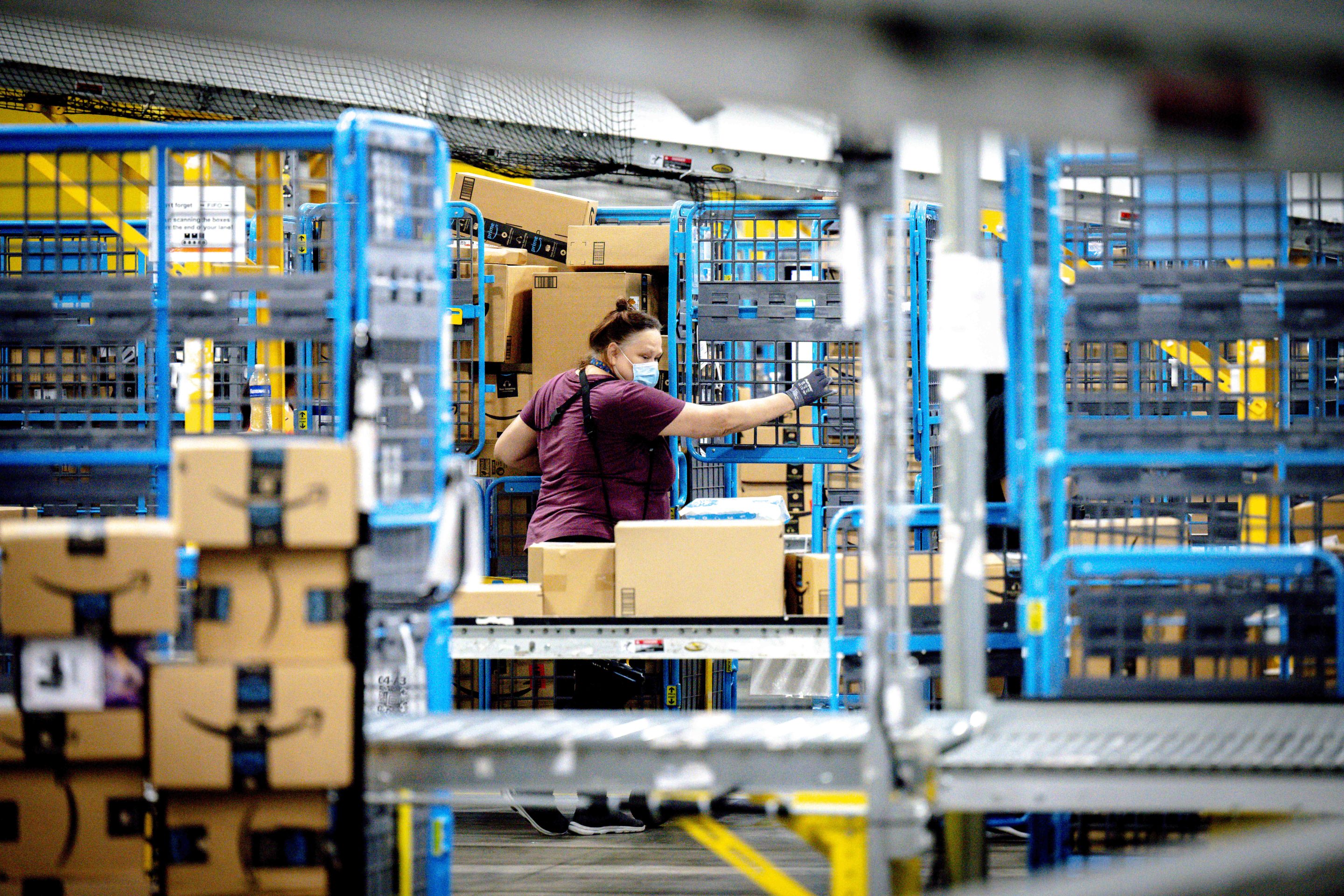 Daniel Olayiwola has filed a resolution calling for an end to "dangerous productivity quotas and workplace surveillance" at Amazon. He will try to convince the corporation's shareholders that the company needs to improve working conditions to ensure its long-term success.