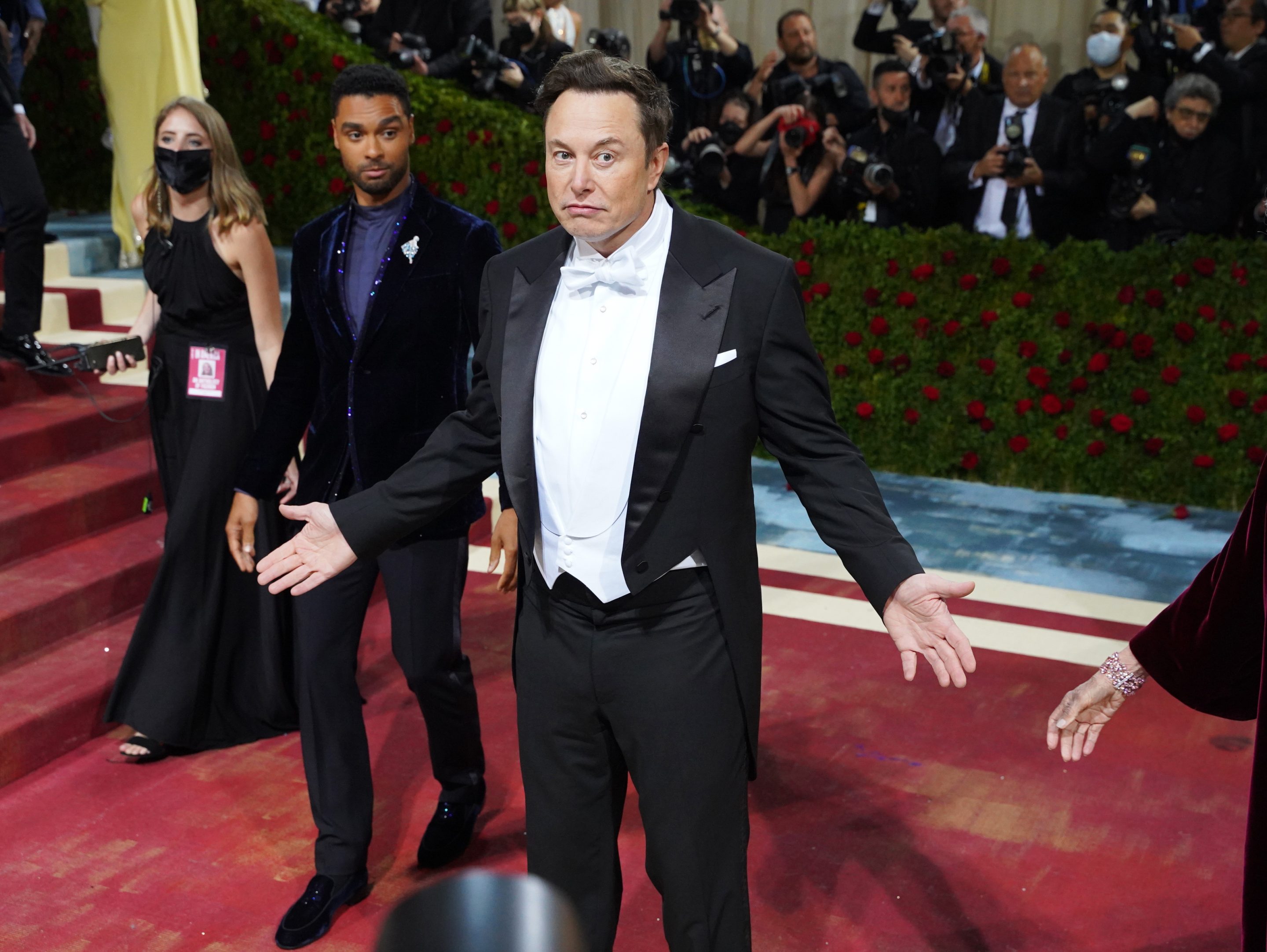 Elon Musk wears a tuxedo at the Met Gala