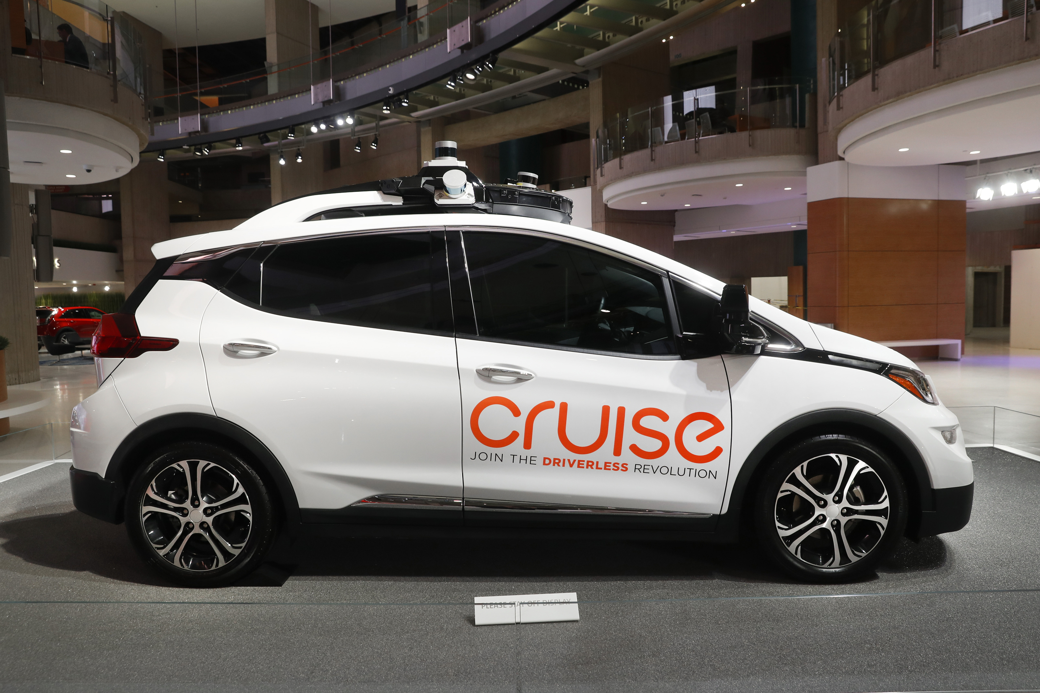 On June 2, 2022, California regulators gave the Cruise robotic taxi service the green light to begin charging passengers for driverless rides in San Francisco, a first in a state where dozens of companies have been trying to train vehicles to steer themselves on increasingly congested roads. 