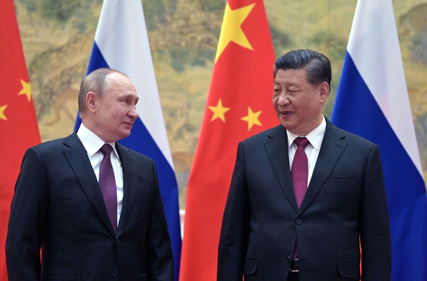 Russia leapfrogs Saudi Arabia as China’s biggest oil supplier—with some help from massive discounts