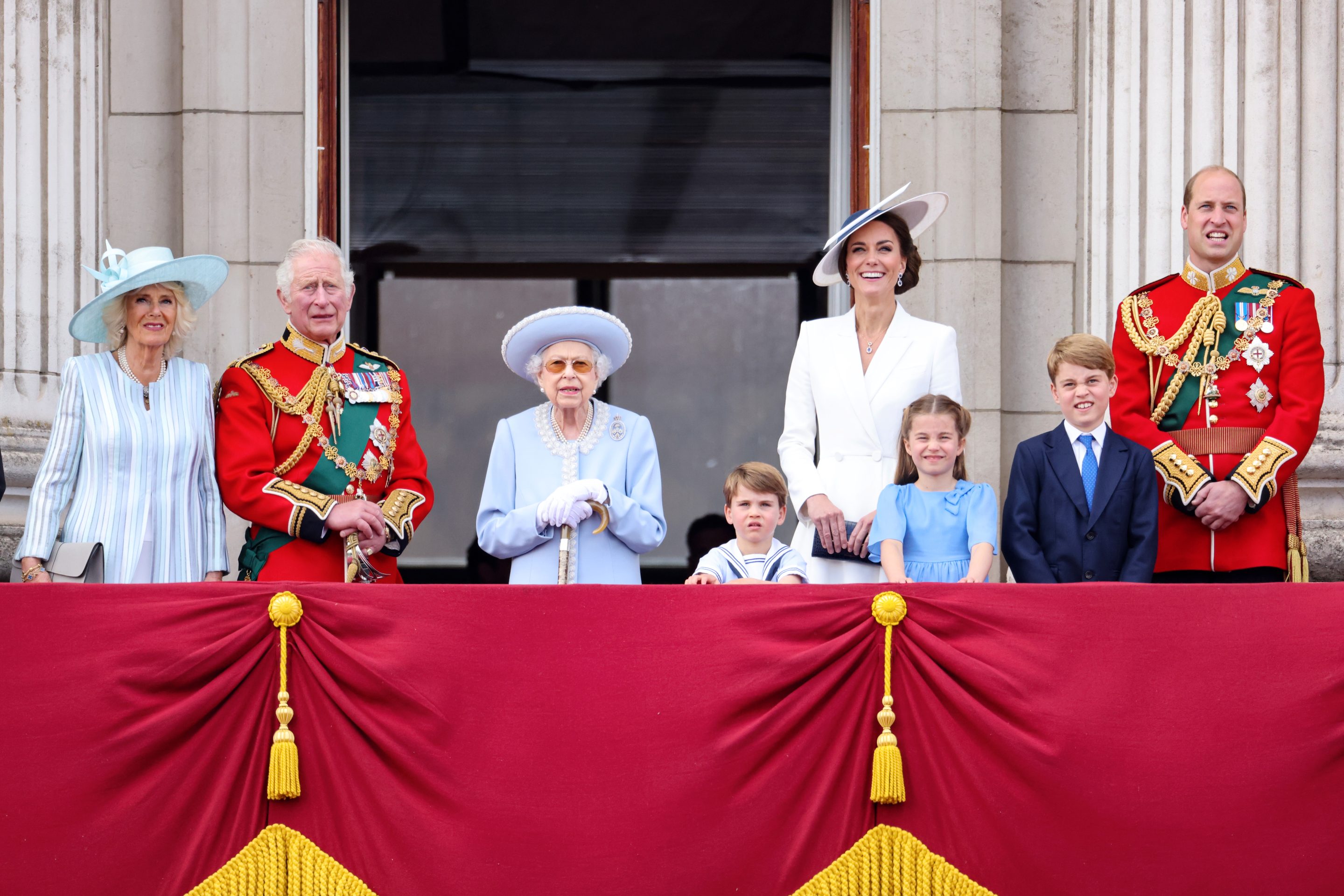 Did the economic benefits of the Queen's Platinum Jubilee outweigh its cost?