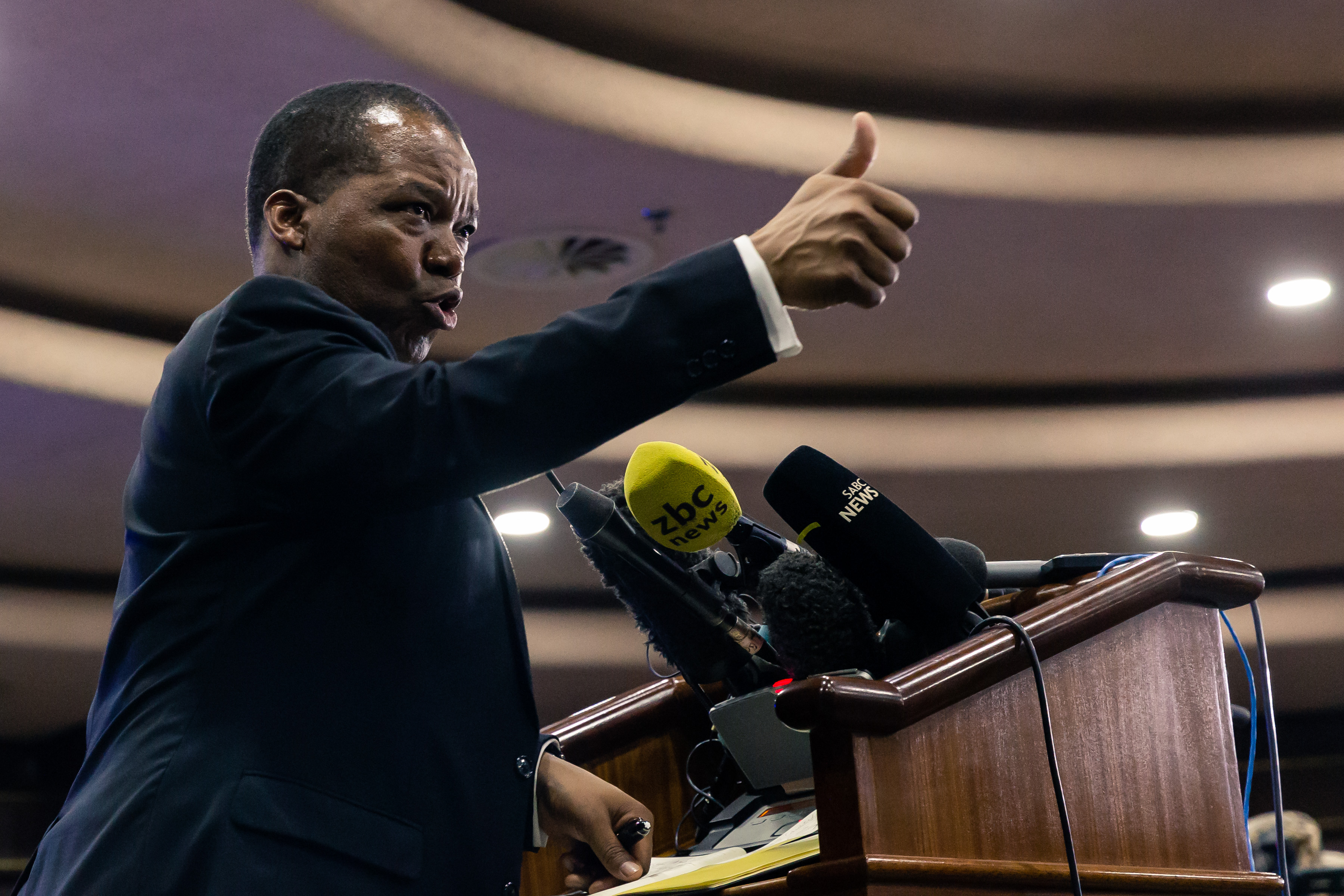 Zimbabwe Reserve Bank Governor John Mangudya