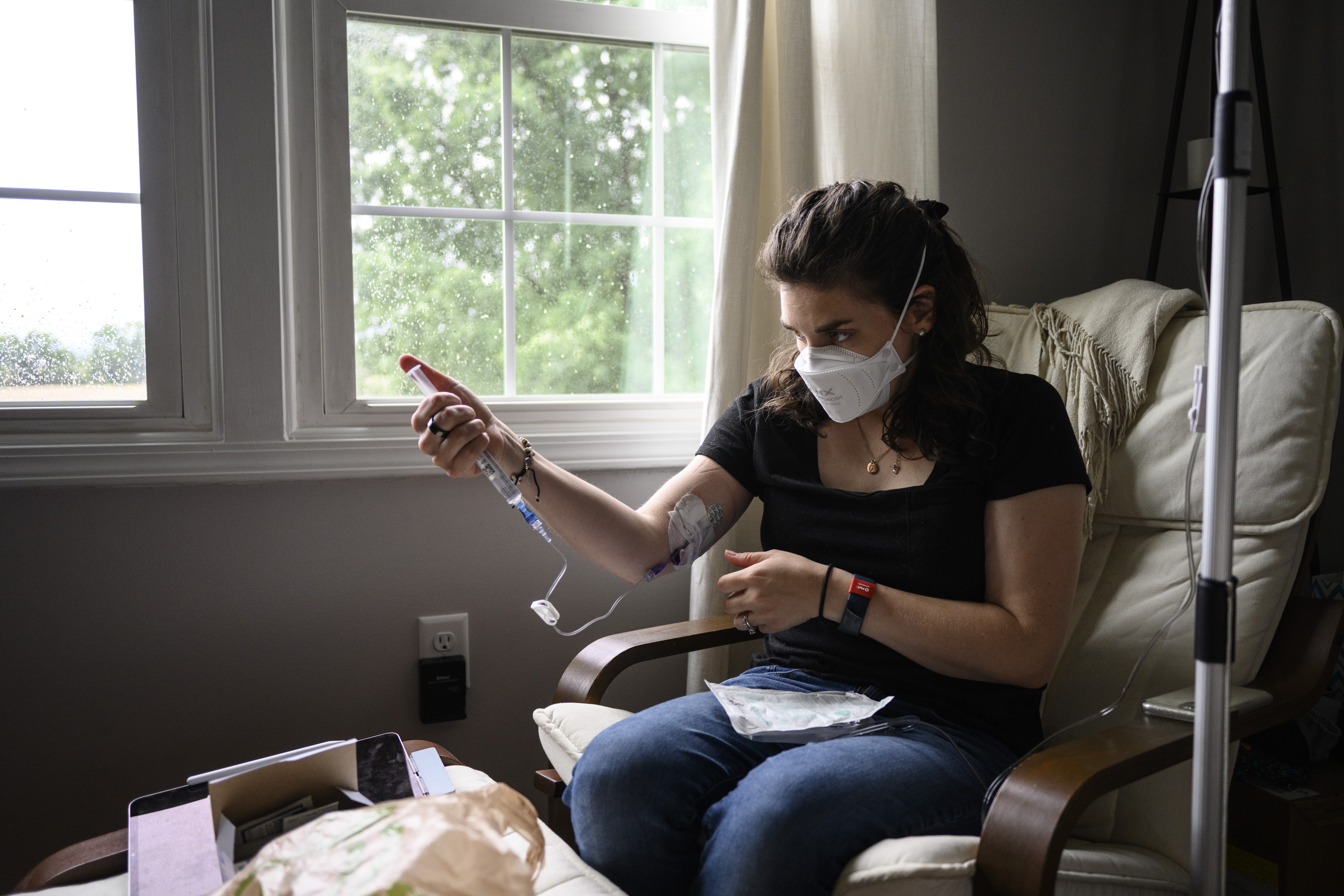 A former nurse treats herself for long COVID at home