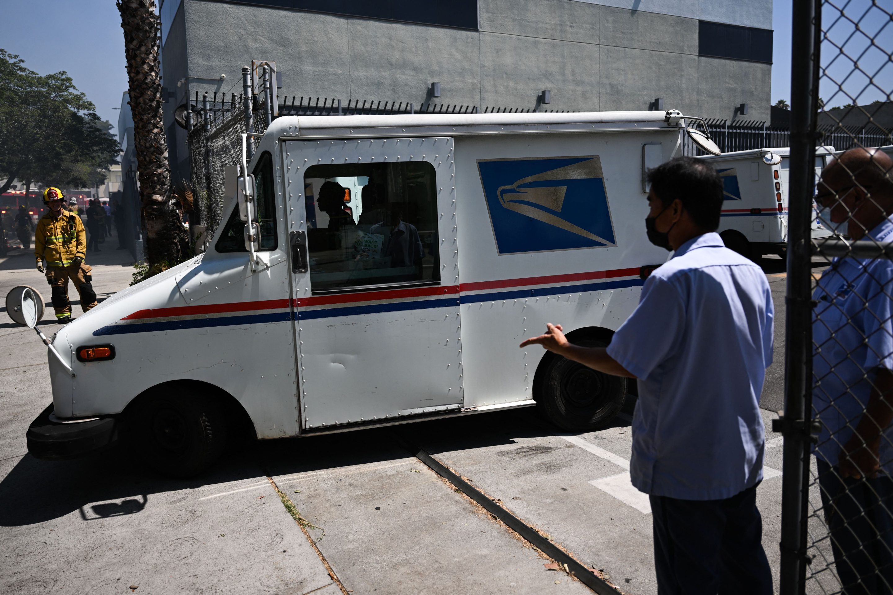 USPS vehicle