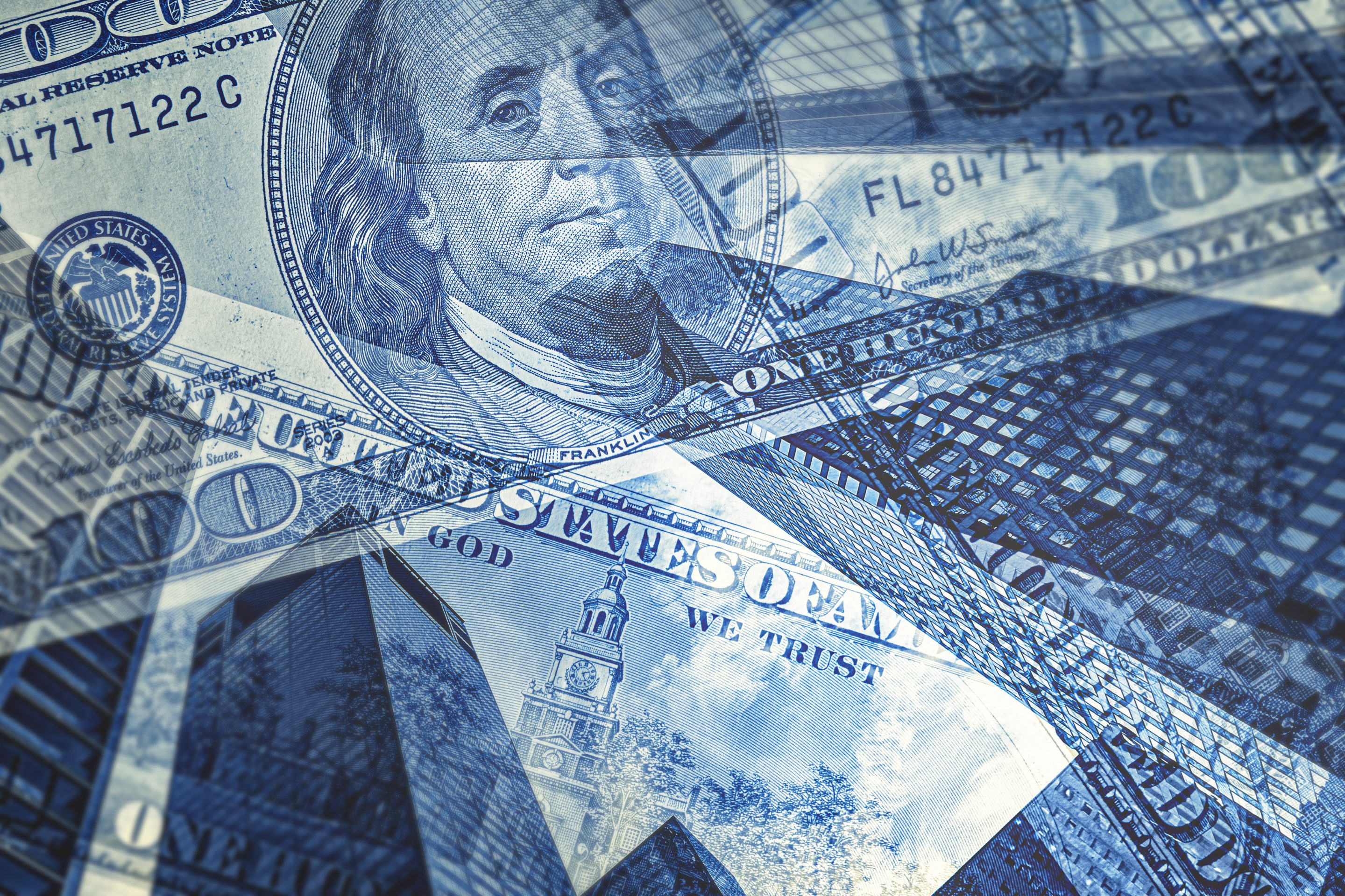 U.S. companies are warning thatthe strong dollar will lower their revenue and profits this year.