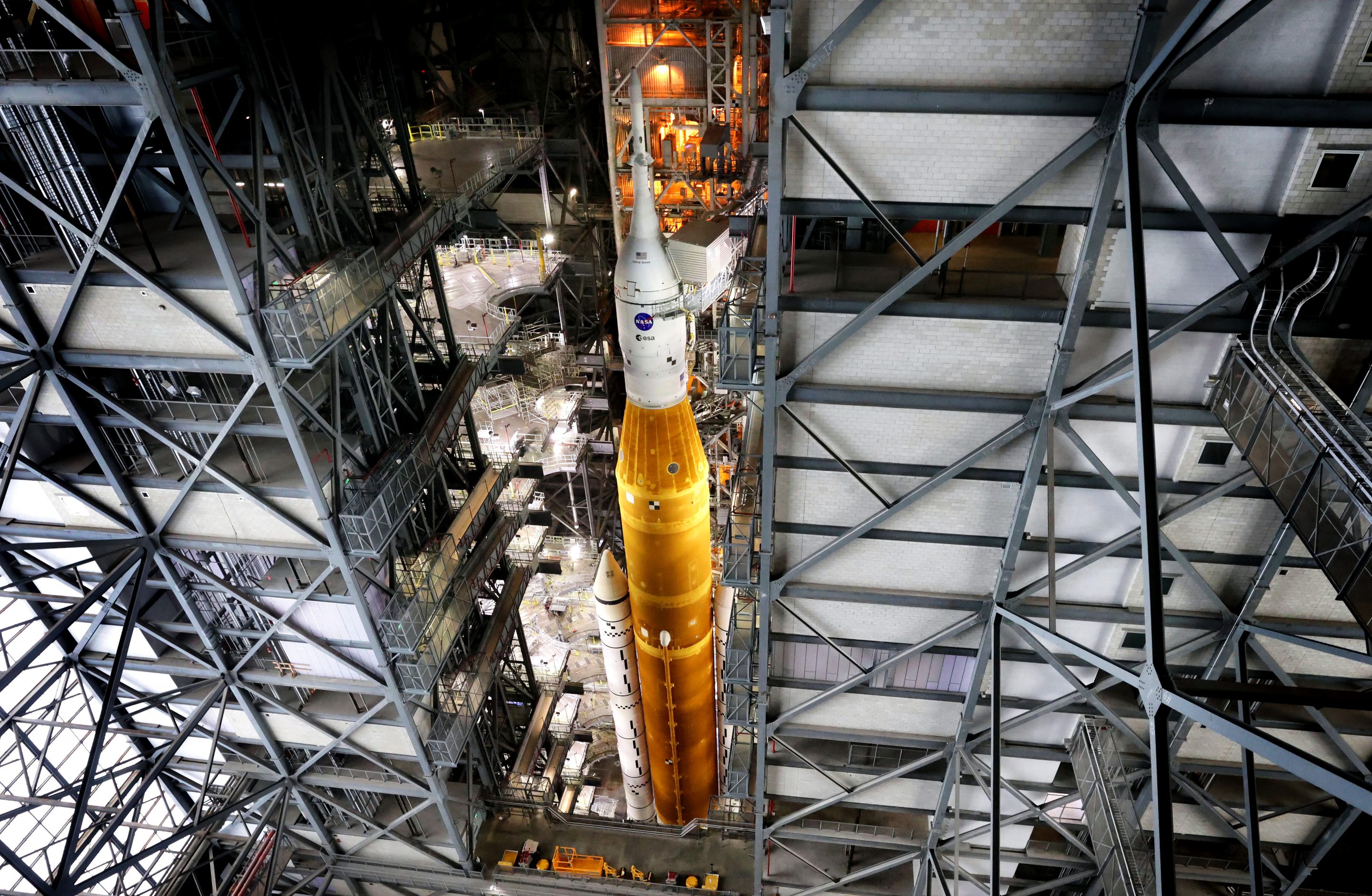 The Artemis 1 moonshot rocket.