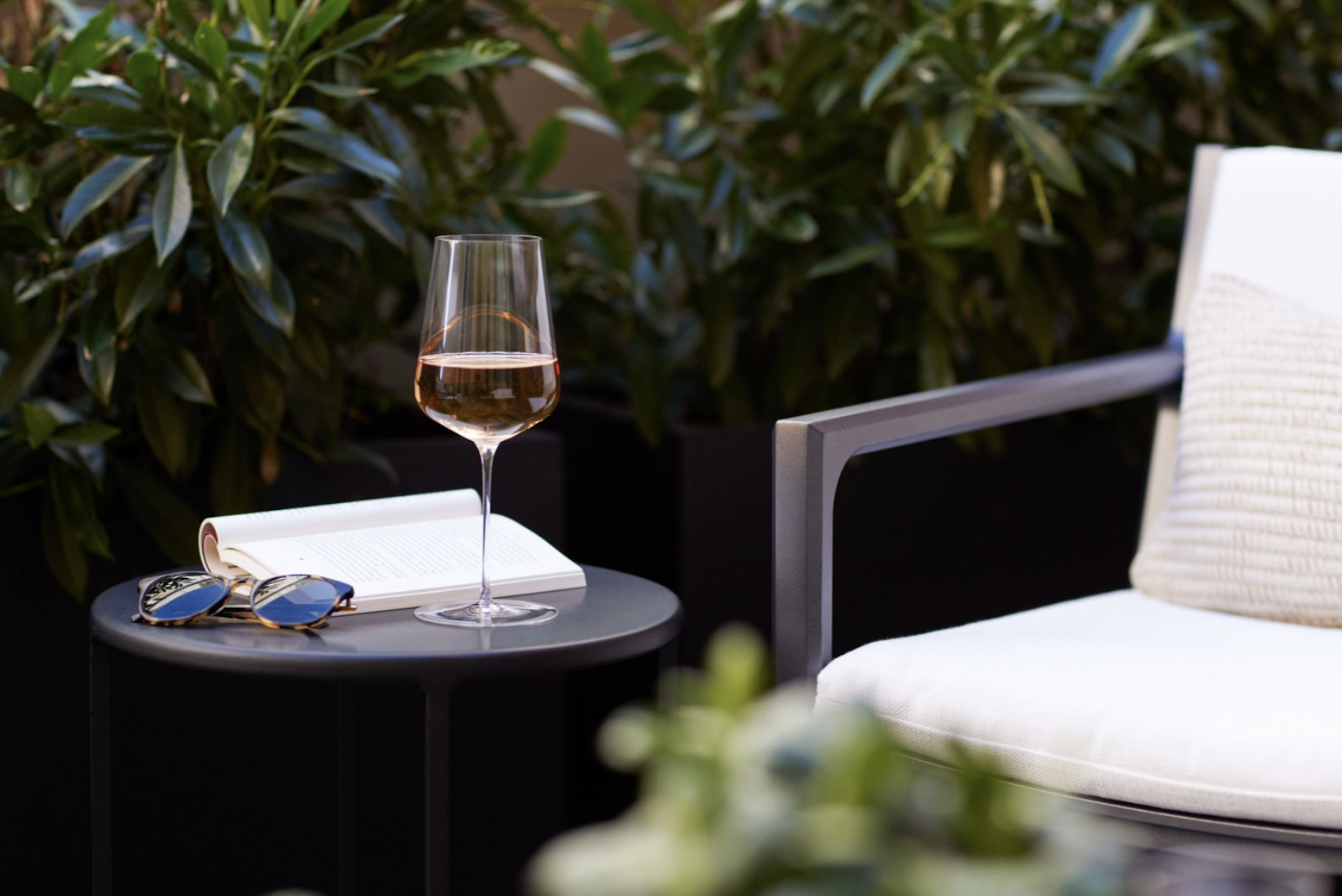 Envisioned as a sanctuary of slow, Tributary Hotel offers five-star hospitality in a setting designed to invite guests to relax amidst the comforts of the region.