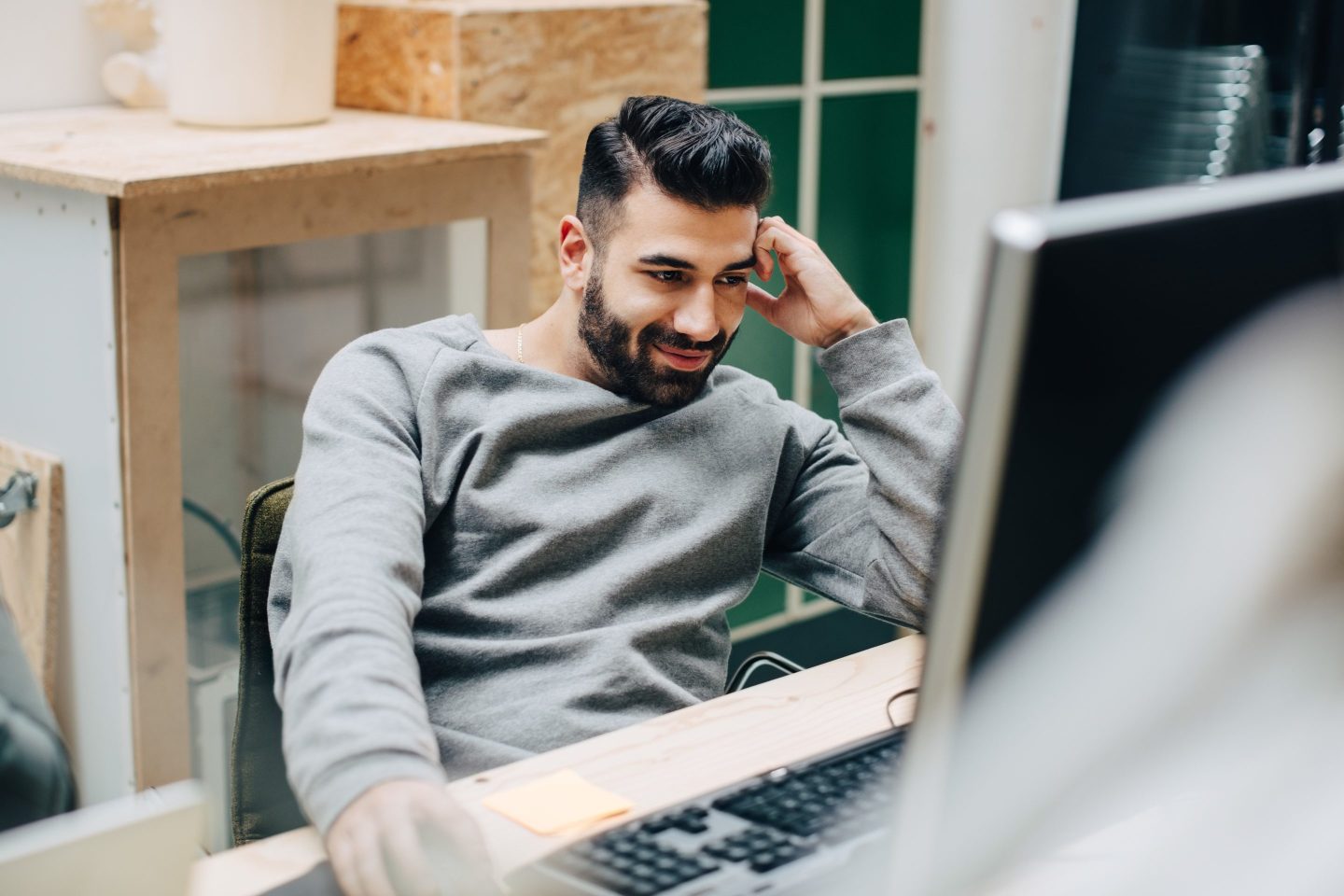 Office flirtation is gender-neutral—but one gender is using it to gain power in the workplace