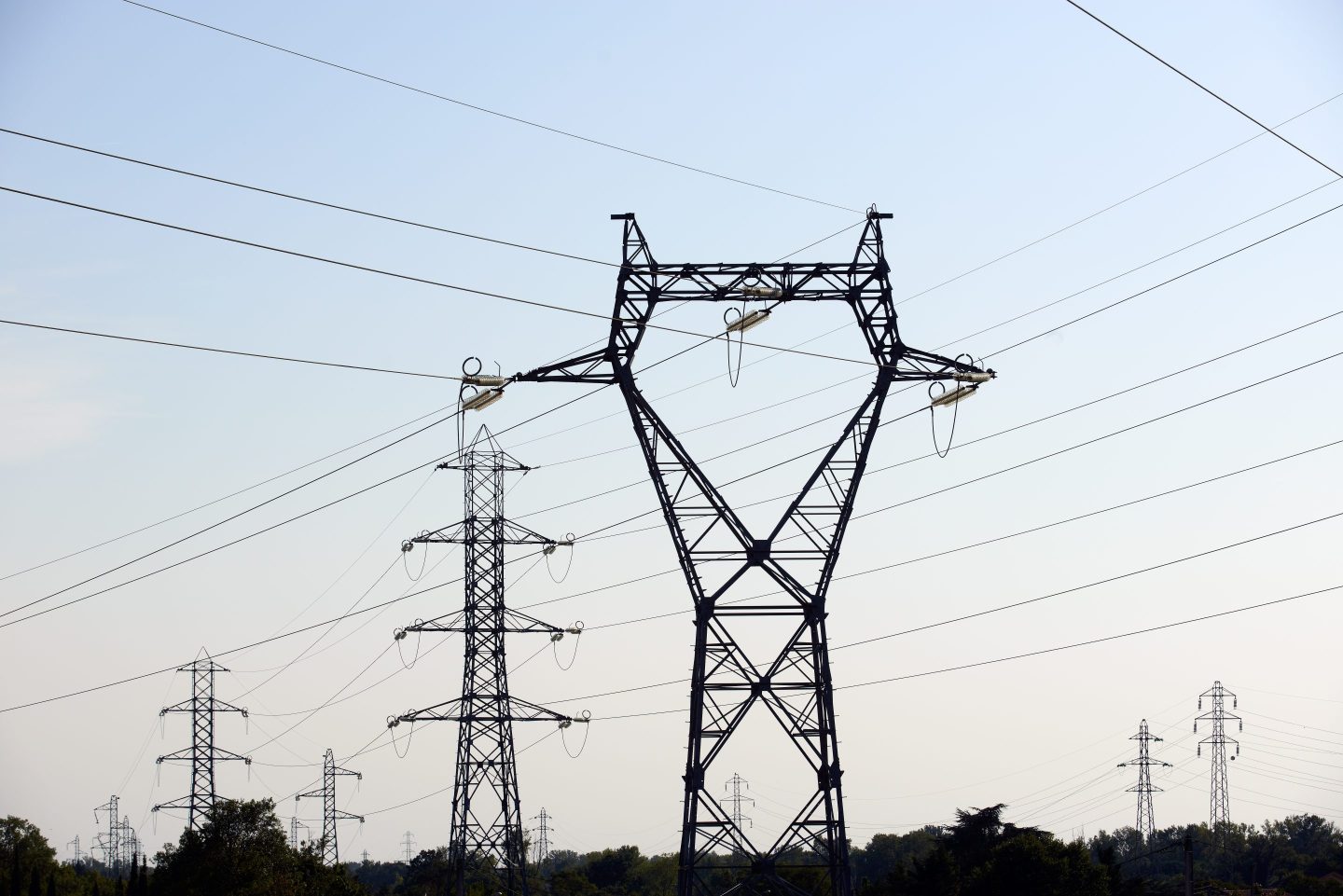 EU set to take steps toward energy rationing with mandatory power-demand cut