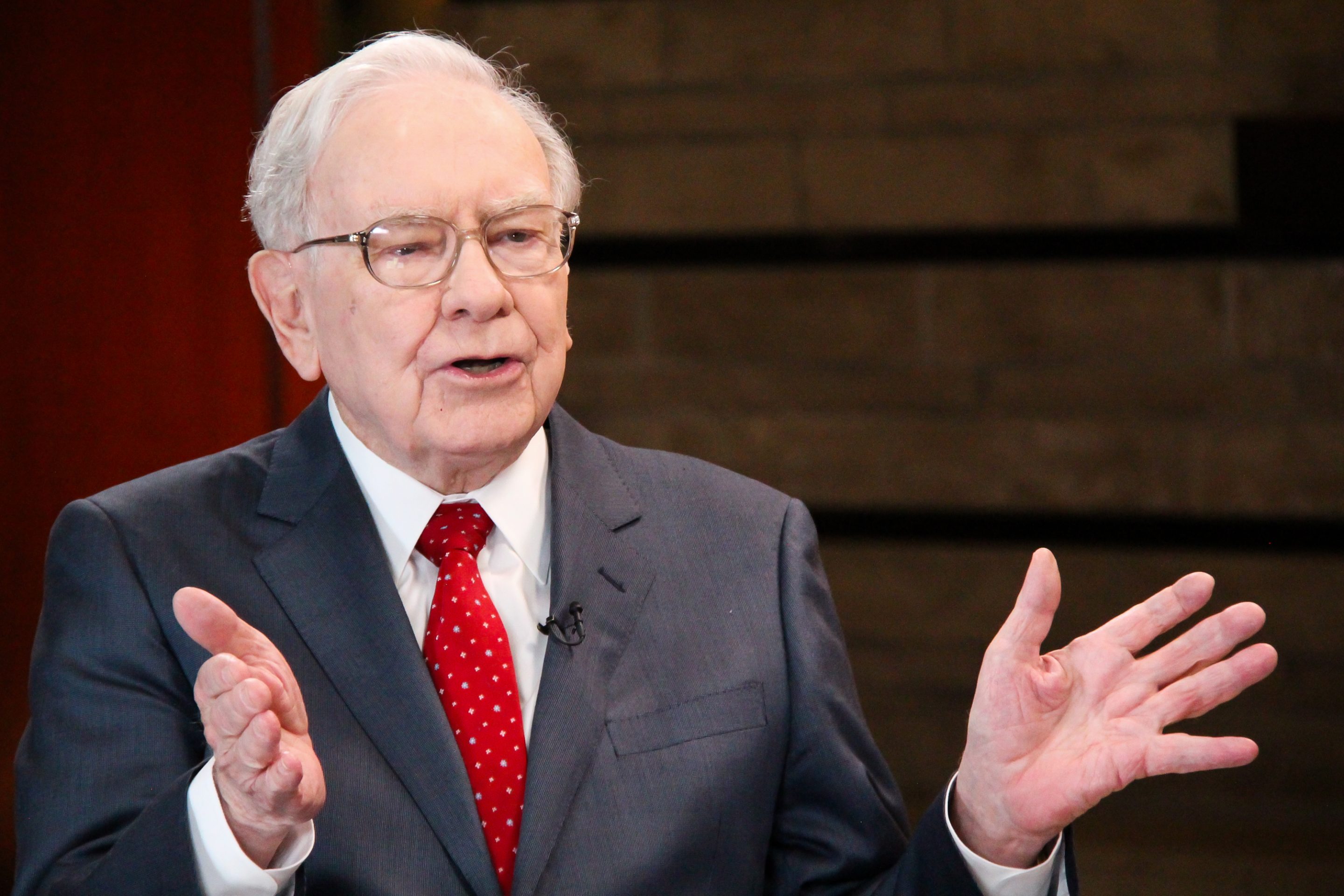 Warren Buffett, ceo of Berkshire Hathaway