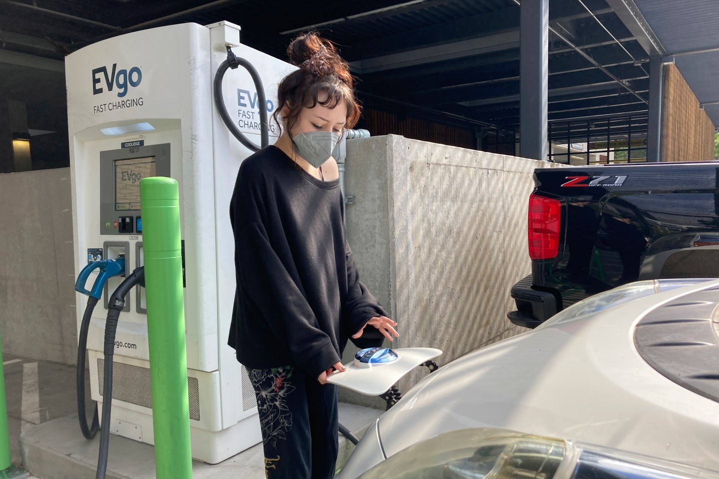 Apartment renters face unexpected problem as more buy EVs: If you don’t have a garage, where do you charge it?