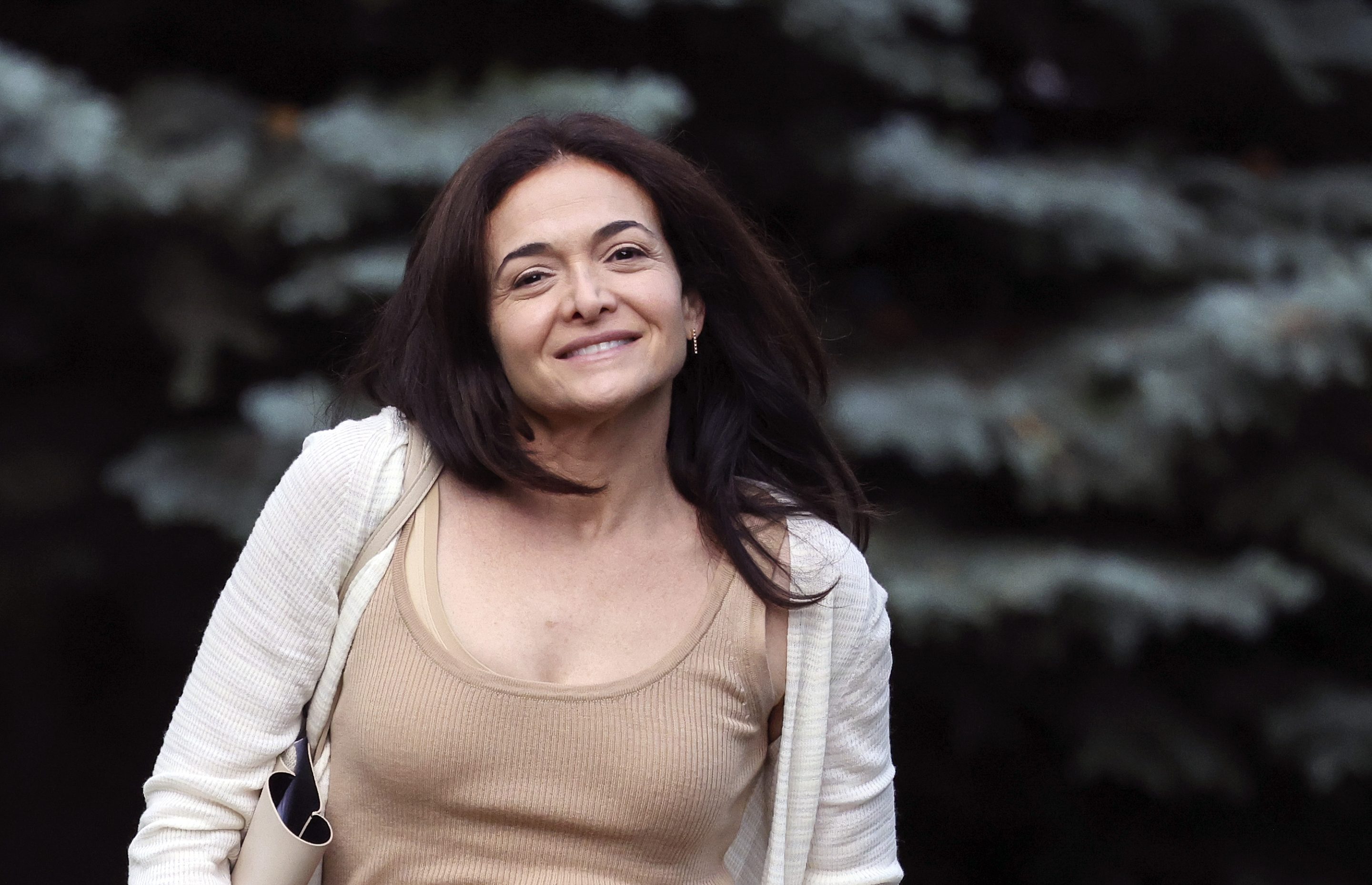 Sheryl Sandberg left her role as Meta COO just as senior women began leaving their jobs at a record rate in what Lean In calls the “Great Breakup.”