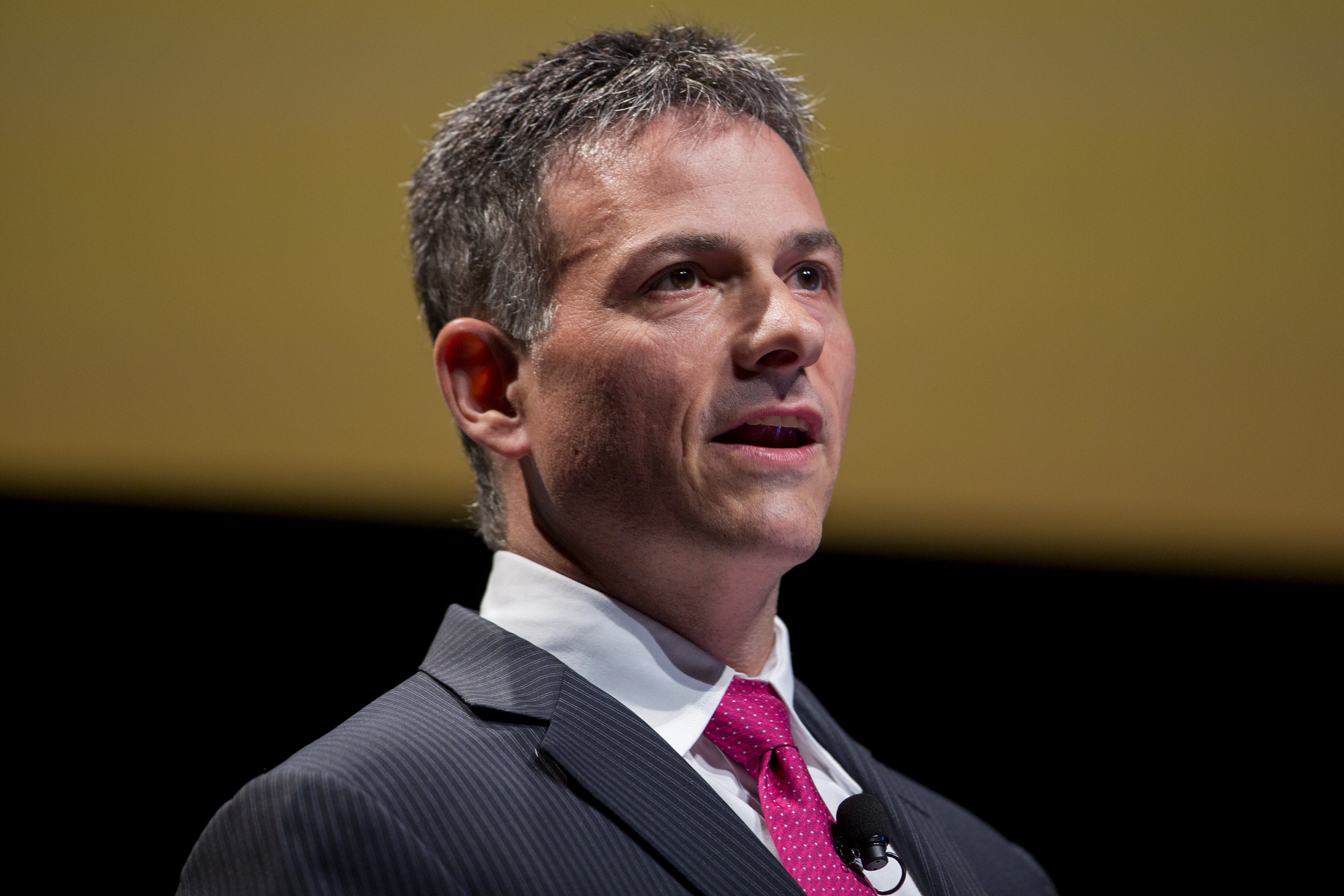 David Einhorn, the founder of Greenlight Capital, says he believes that Elon Musk will go through with his deal to buy Twitter this year.