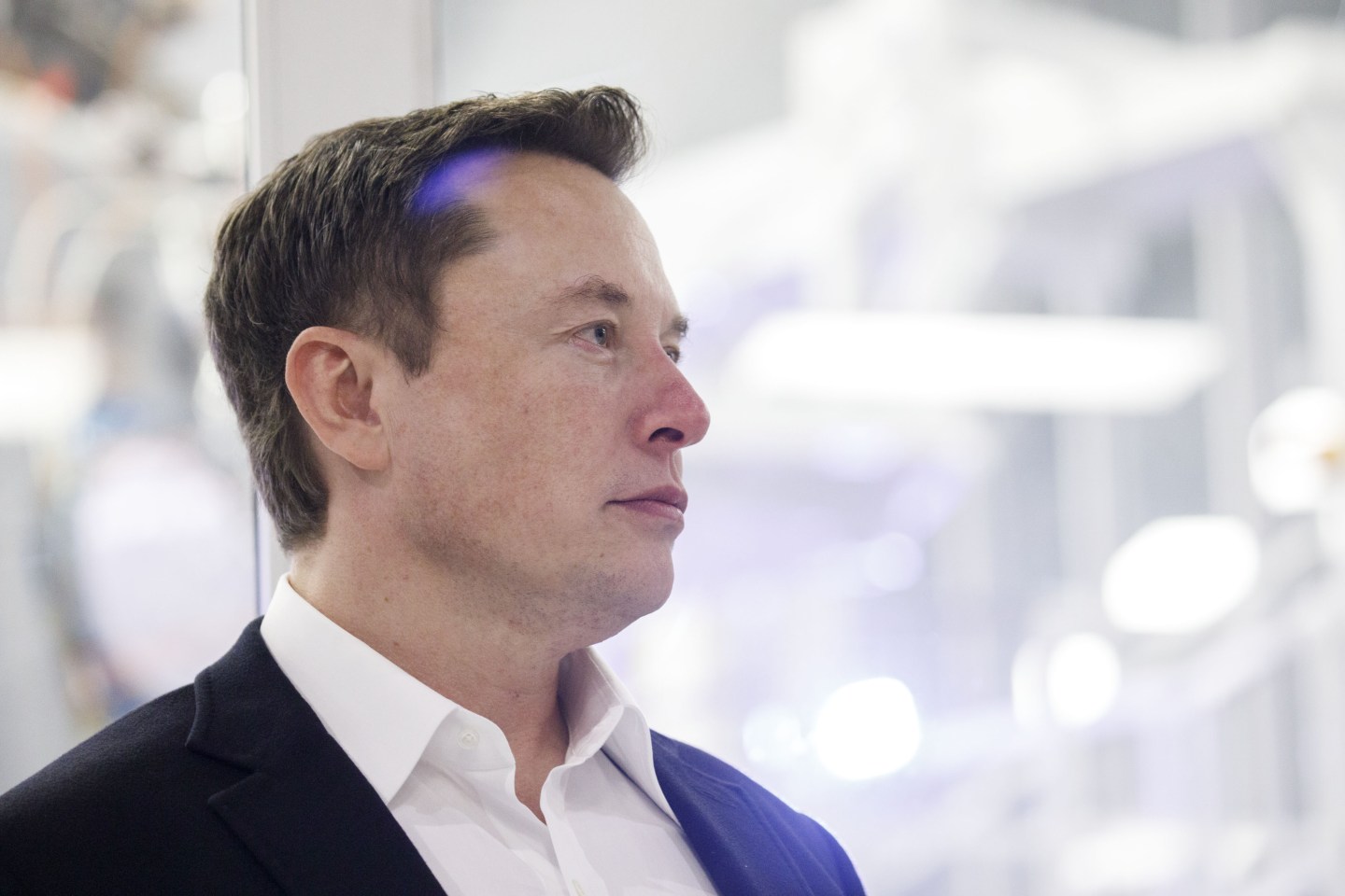 Elon Musk warns that a Twitter bankruptcy is possible after telling employees that ‘difficult times’ are ahead