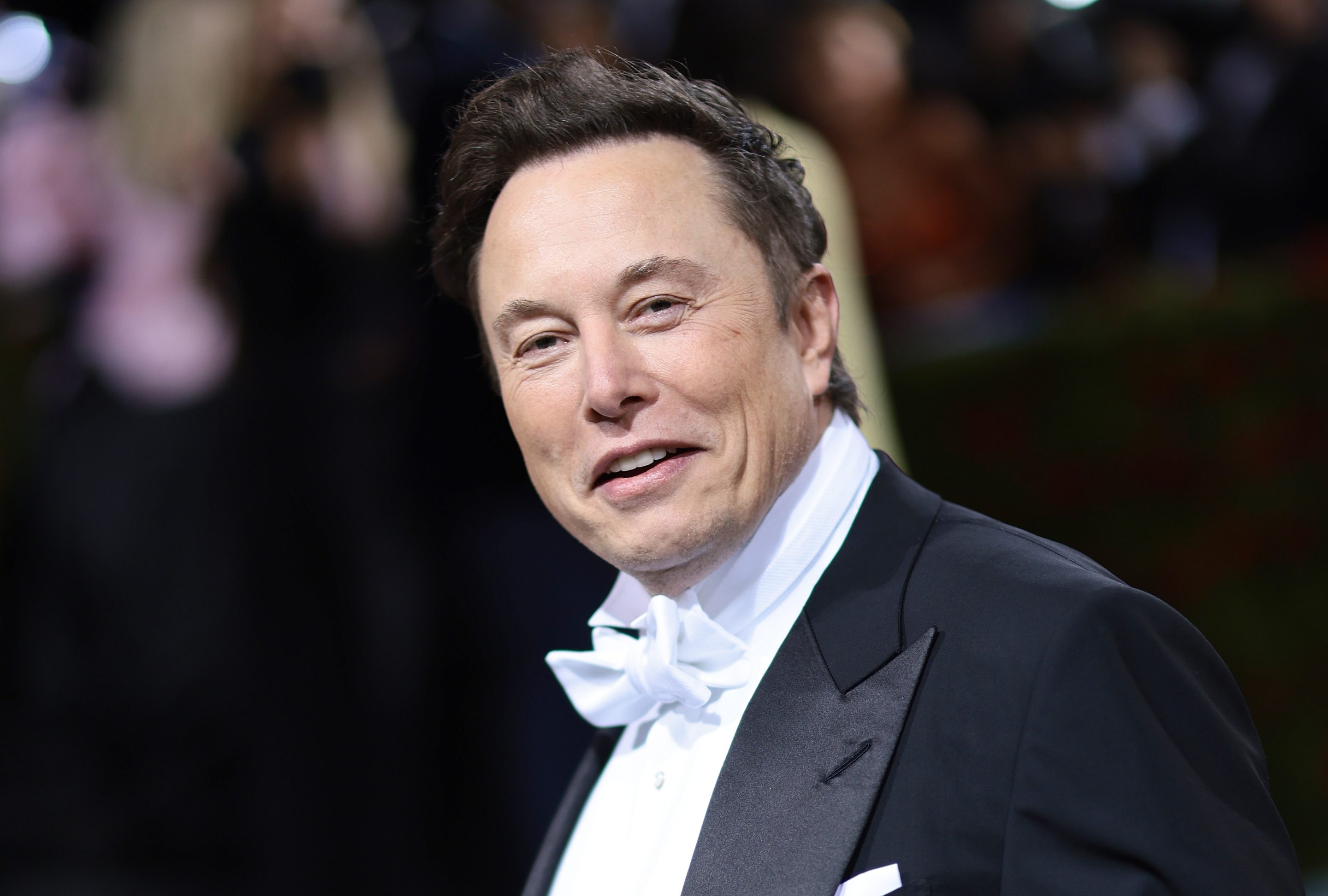 Elon Musk wearing a tuxedo at the Met Gala
