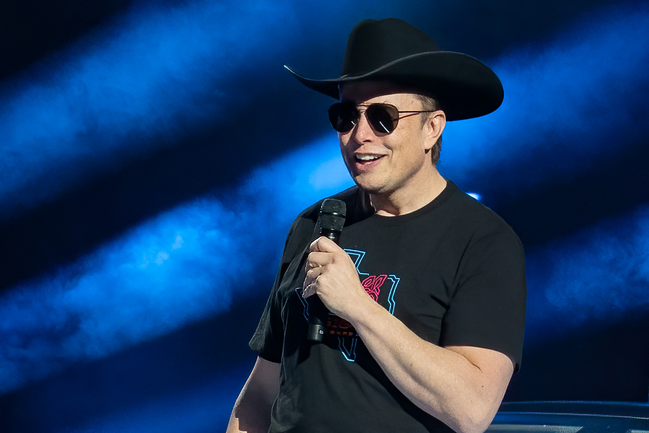 Elon Musk attacks Twitter’s prior leaders by refocusing attention on the GOP’s favorite target: Hunter Biden and his laptop