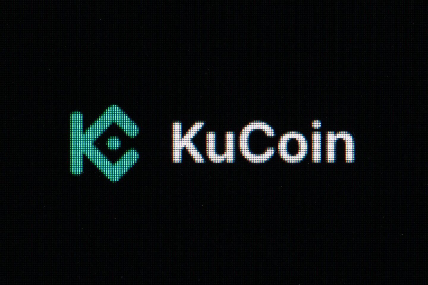 Embattled KuCoin CEO defends high-yield product, hires accountants to verify reserves