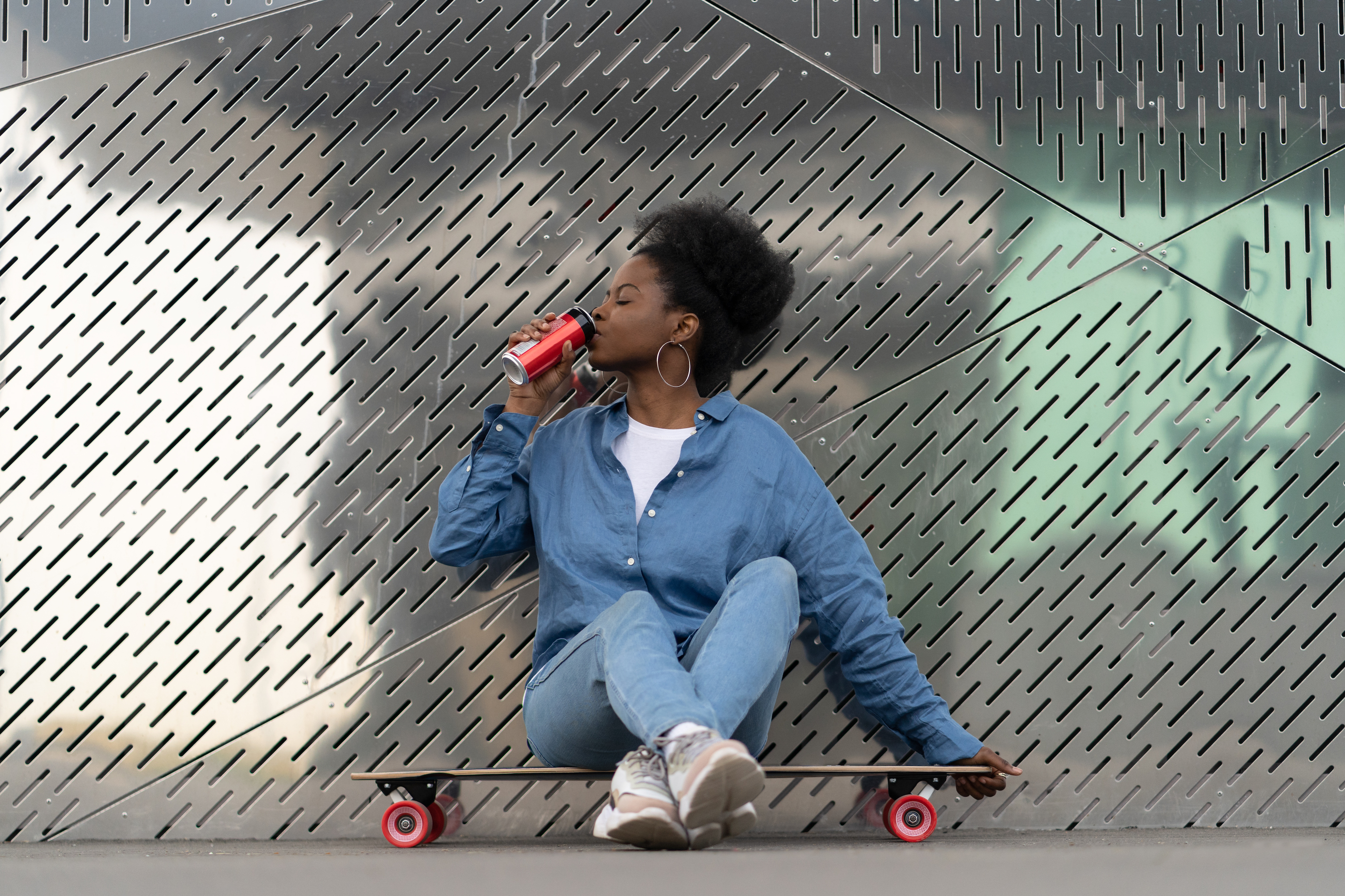 Younger workers are all about the midday "Diet Coke break."