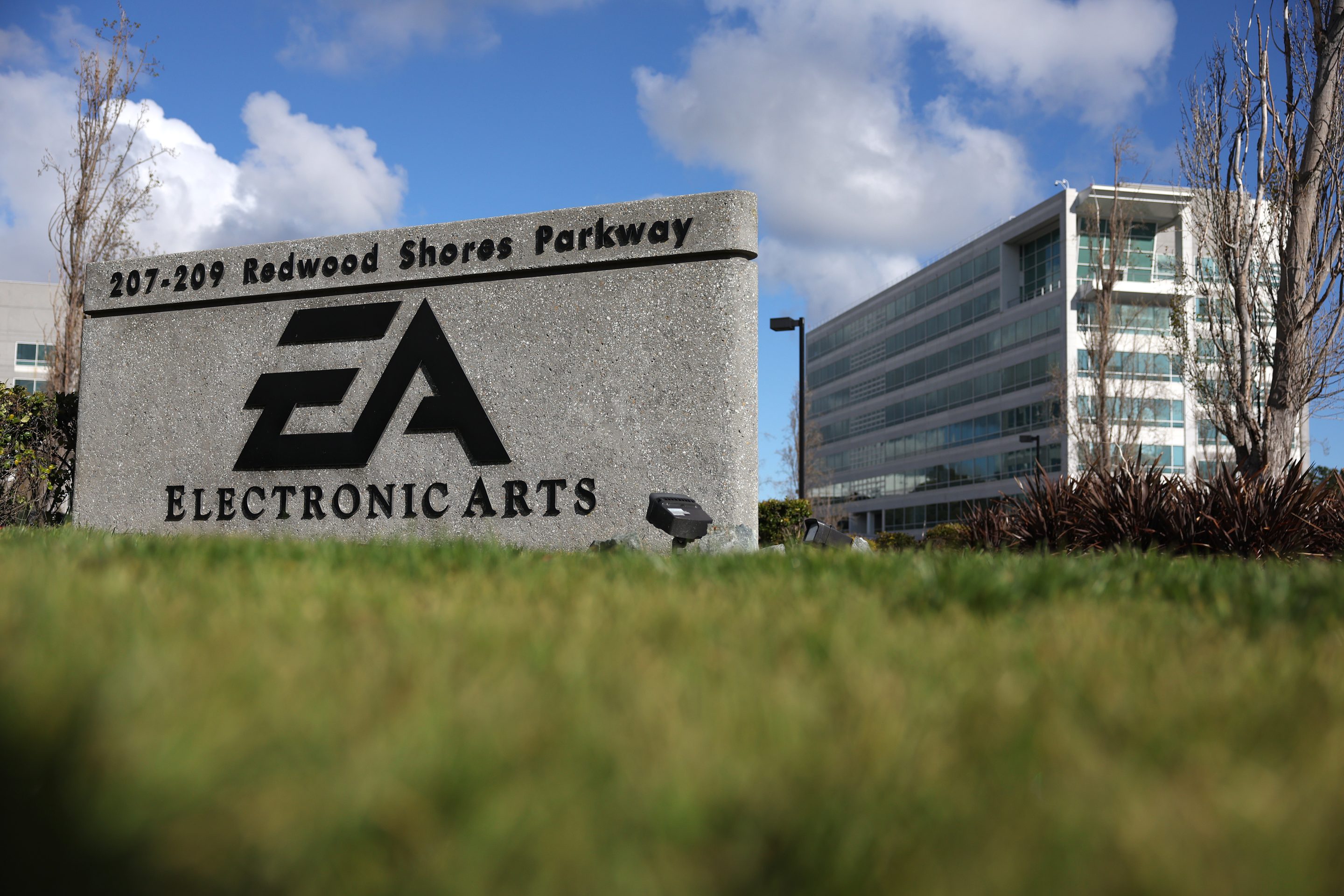 Tech firm NDAs go too far, SEC says.