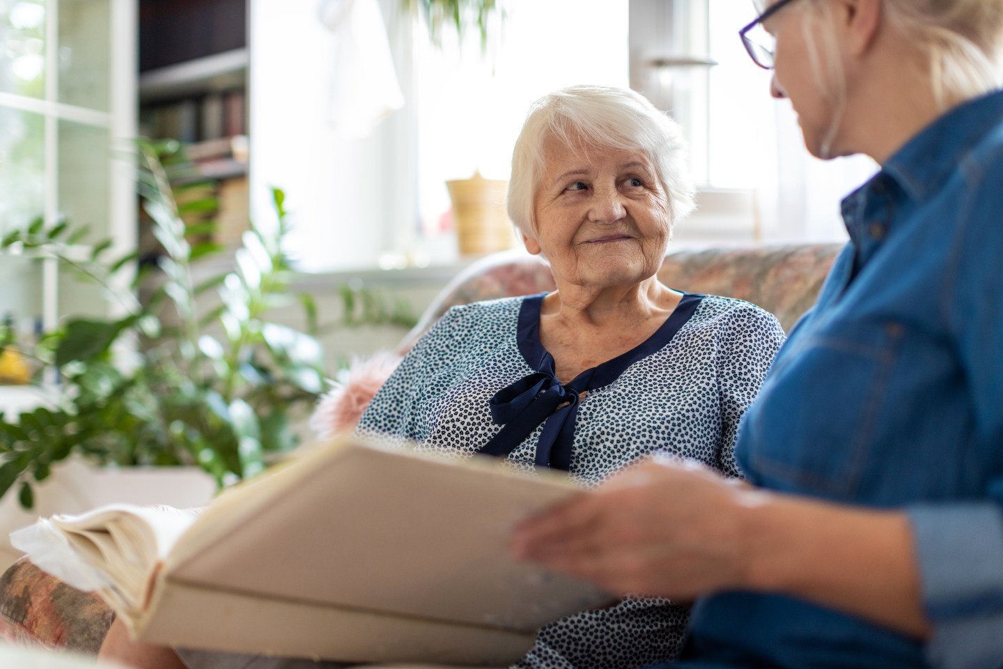 How to negotiate with aging parents who resist support? Borrow these tips from business