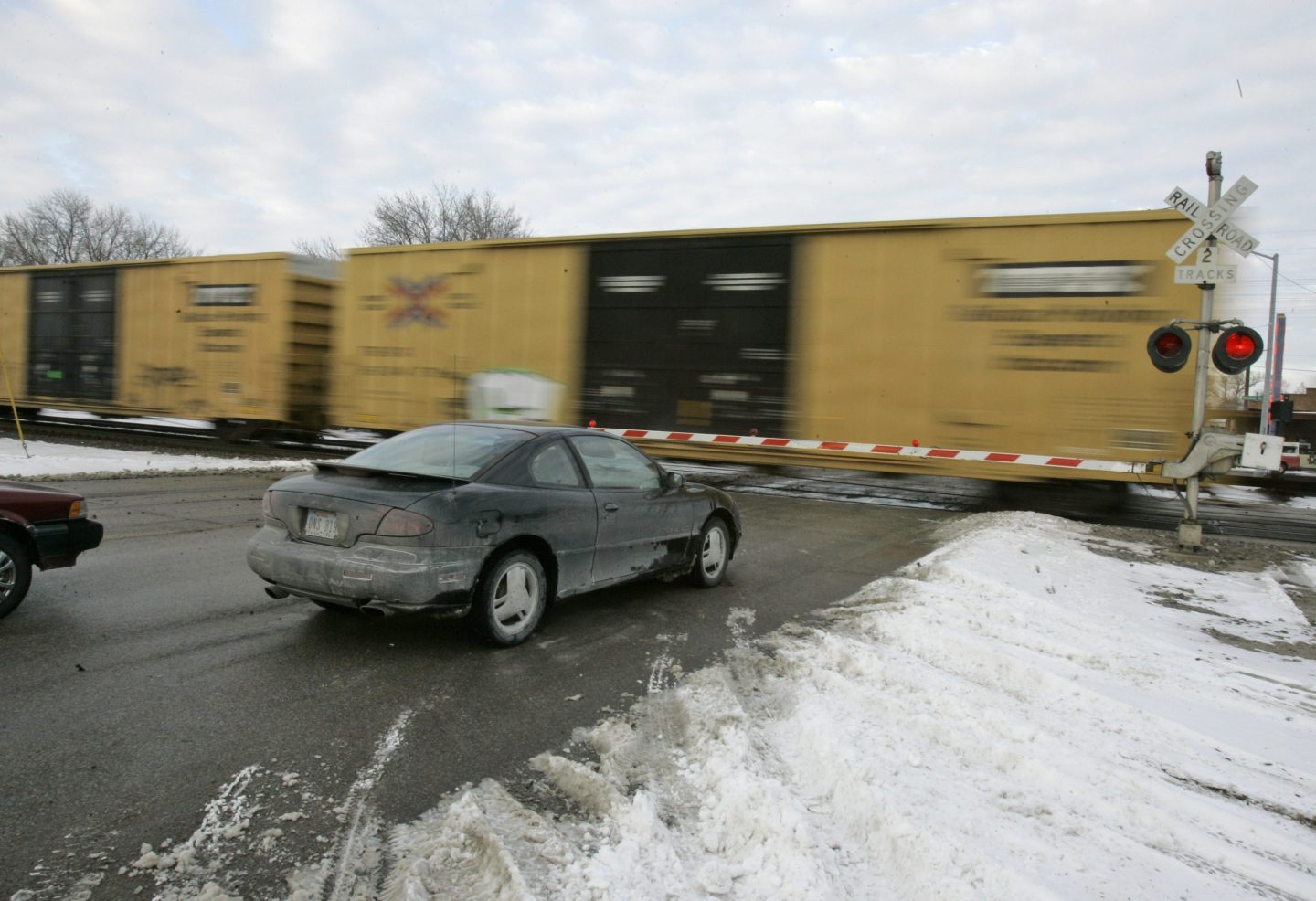 Biden administration will hand out $570 million in grants to help eliminate dangerous railroad crossings in 32 states
