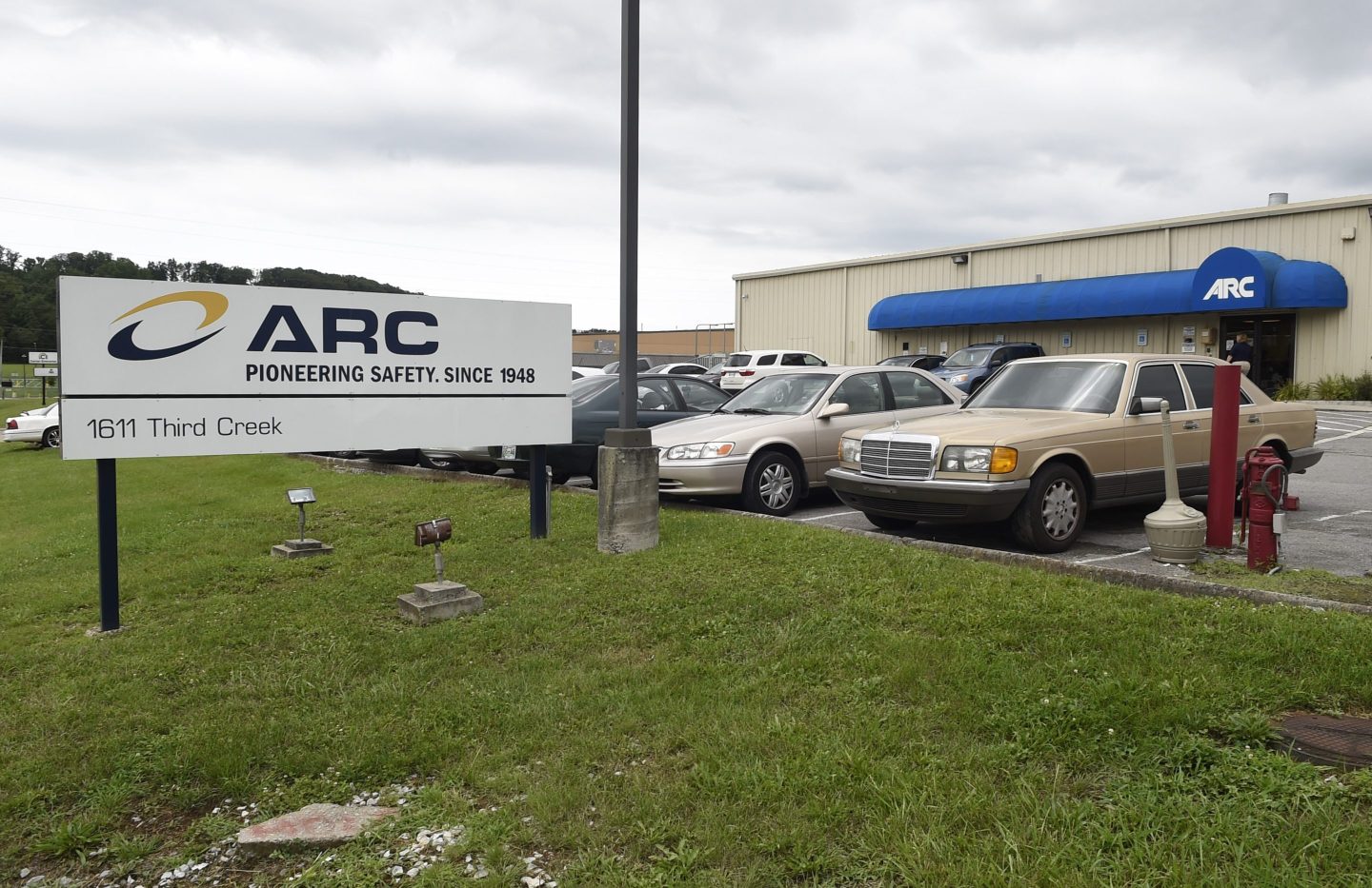 Company behind exploding airbag inflators involved in 2 deaths says it can’t ensure that product won’t cause future incidents