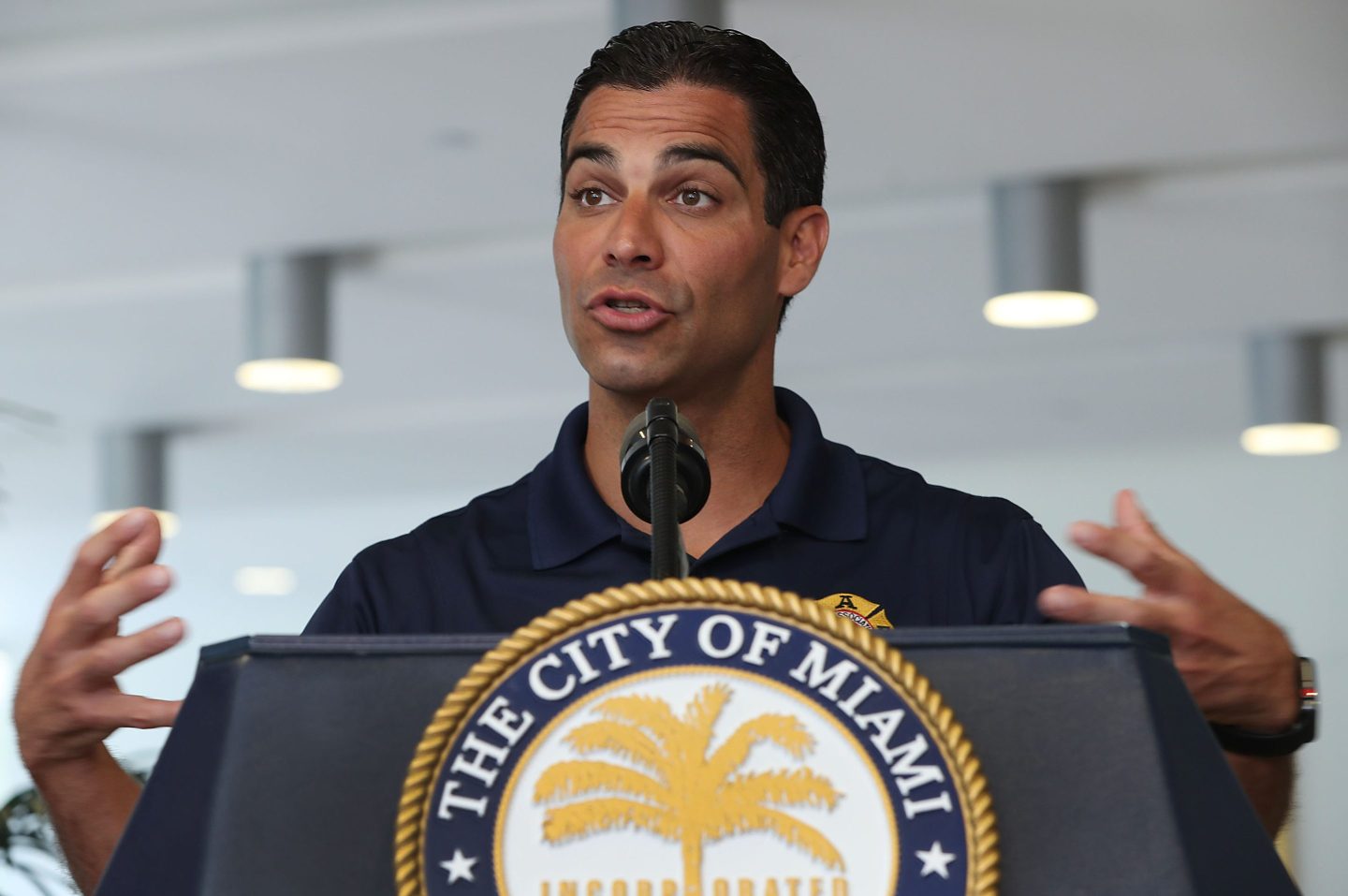 Francis Suarez