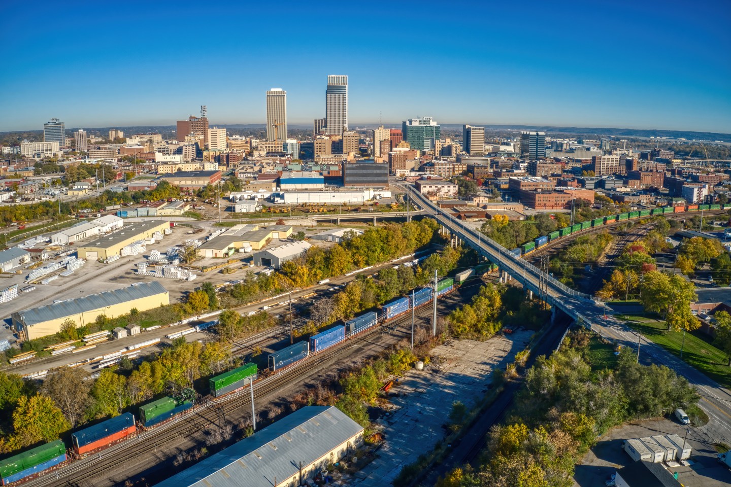 A view of downtown Omaha, where residents enjoy a family-friendly blend of vibrant city life and a robust job market.