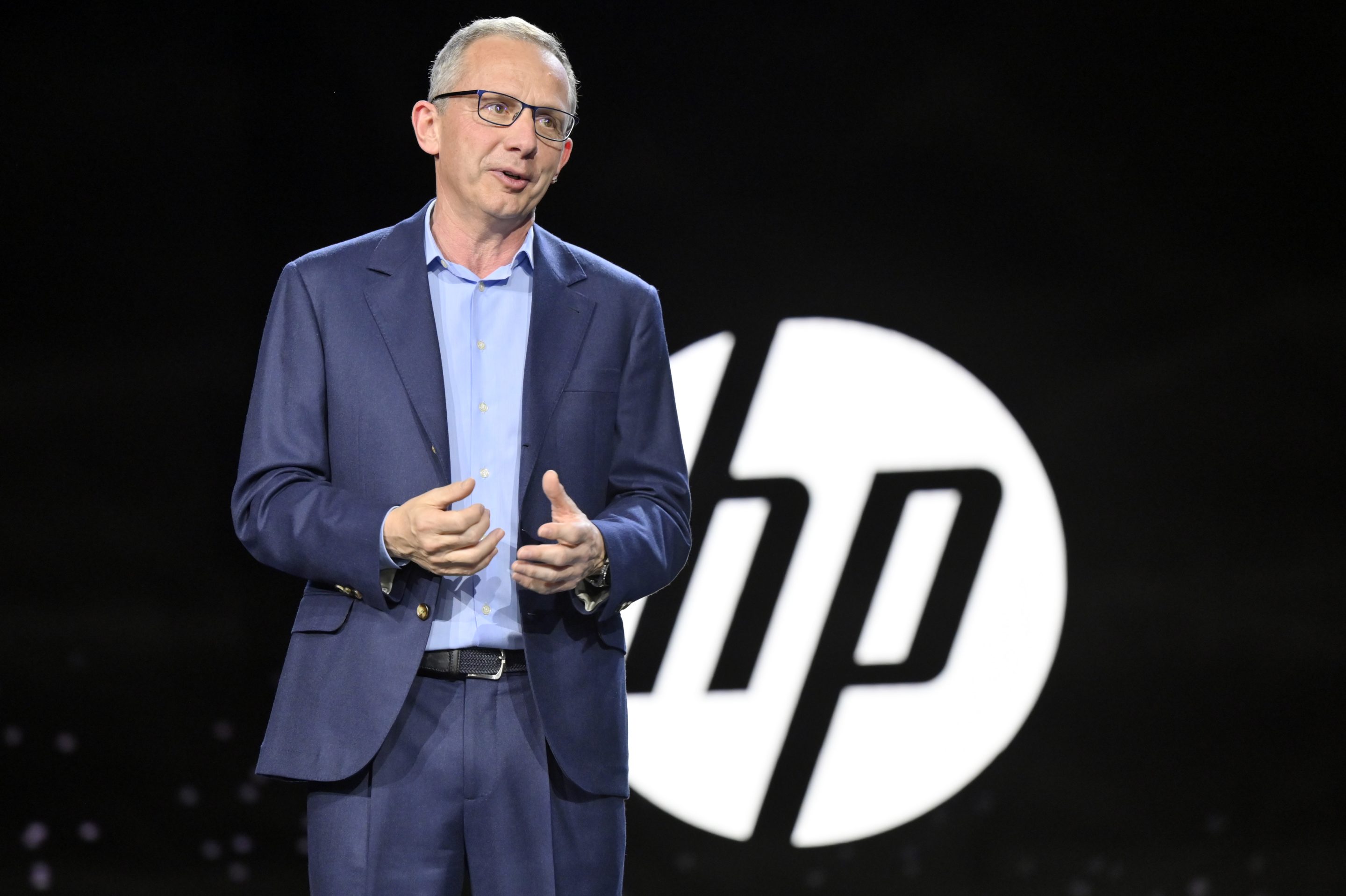 HP CEO Enrique Lores