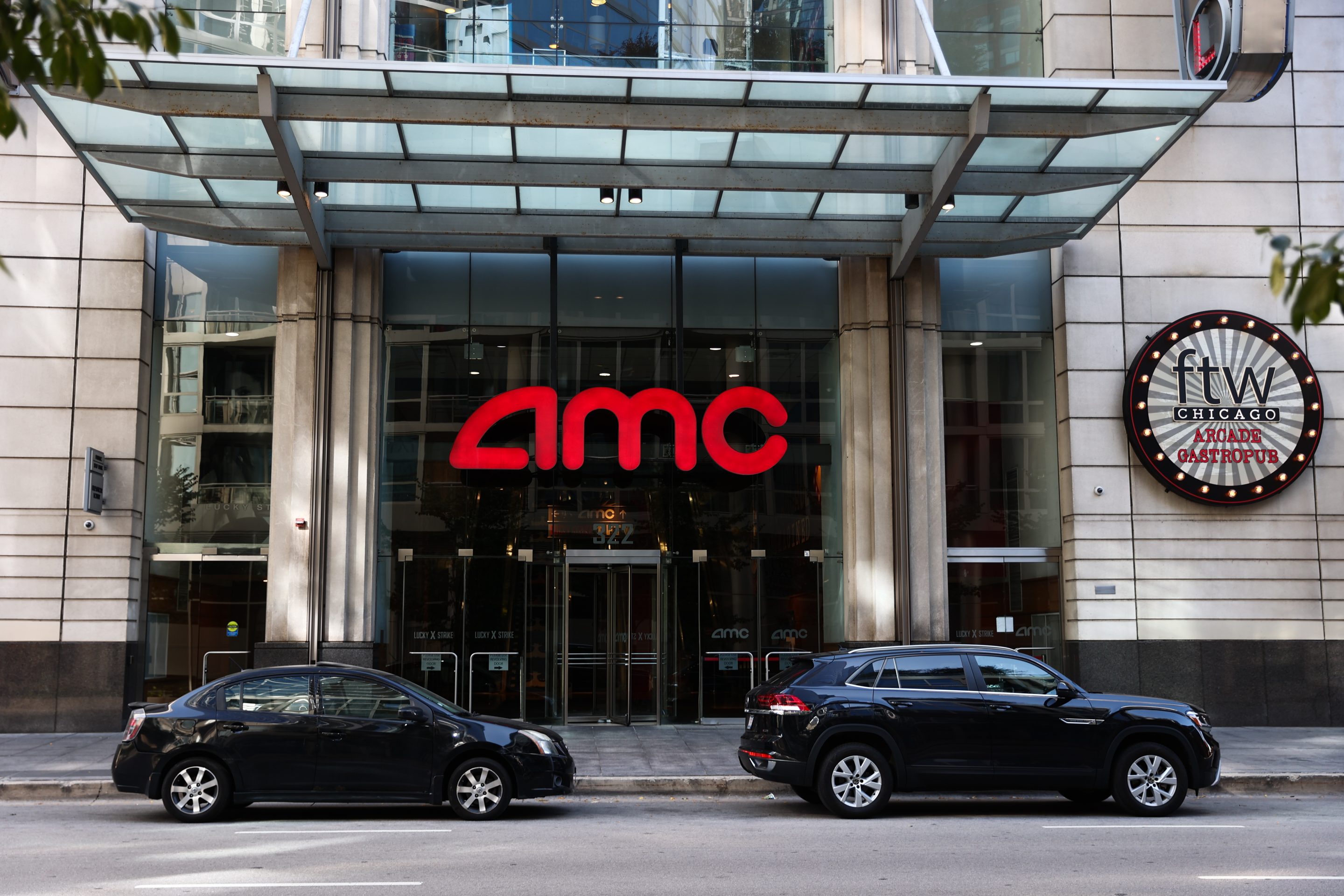 AMC won't charge extra for good cinema seats after all.