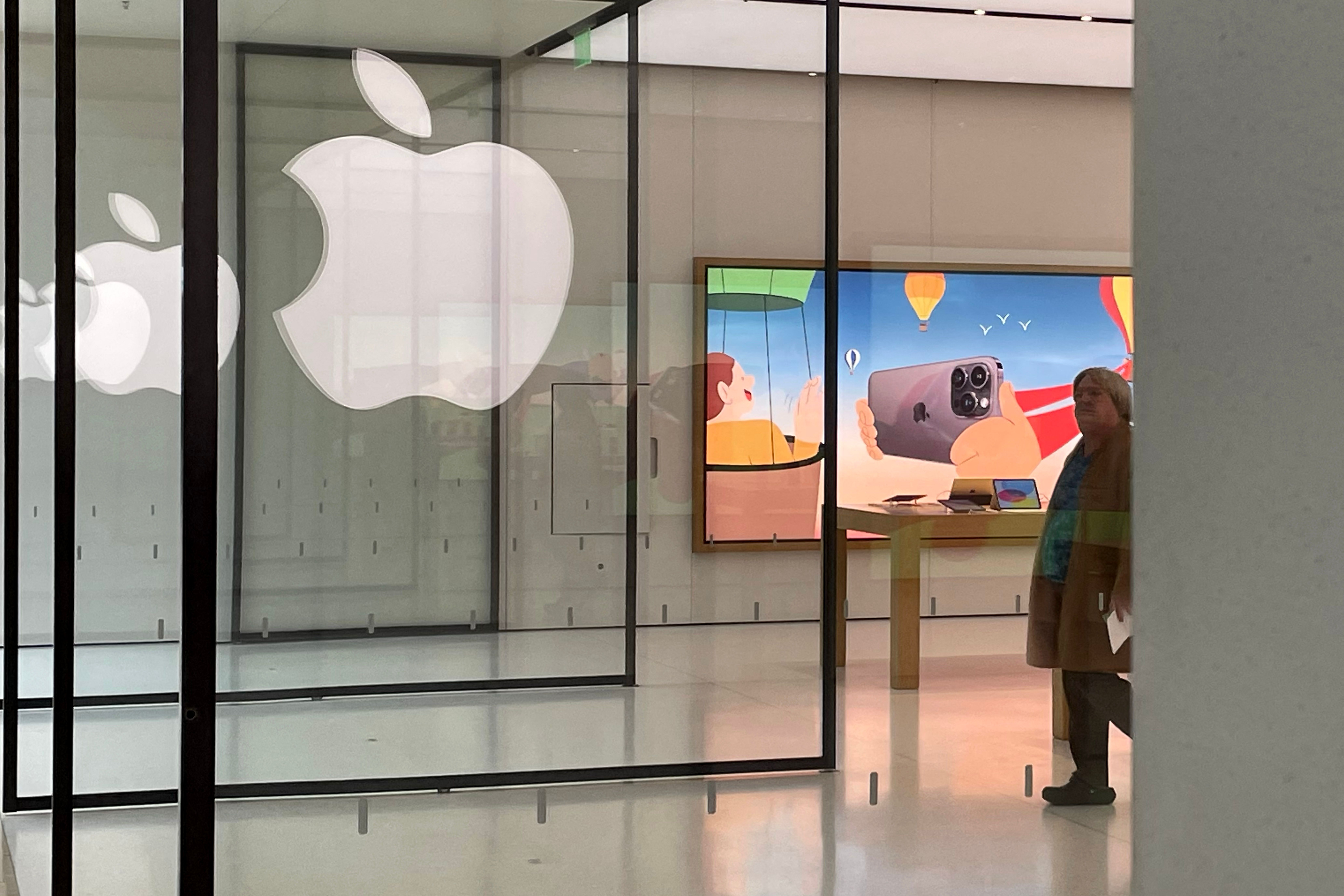 Apple has had an amazing run—but it will be hard to grown earnings fast enough to justify the current stock price. 