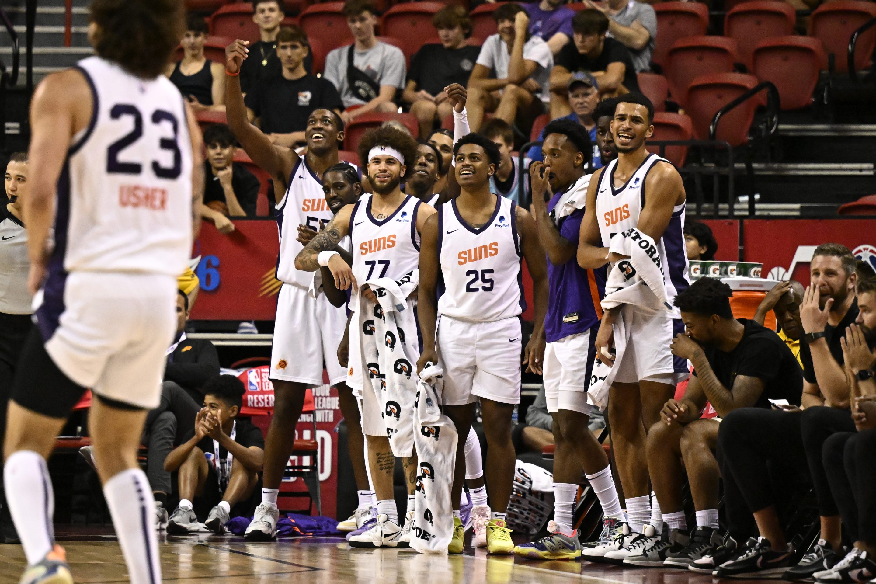 Fans will be able to watch Phoenix Suns games on local channels this season. 