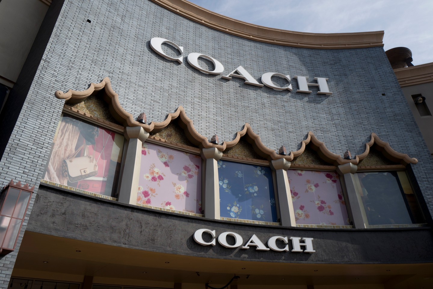 Coach