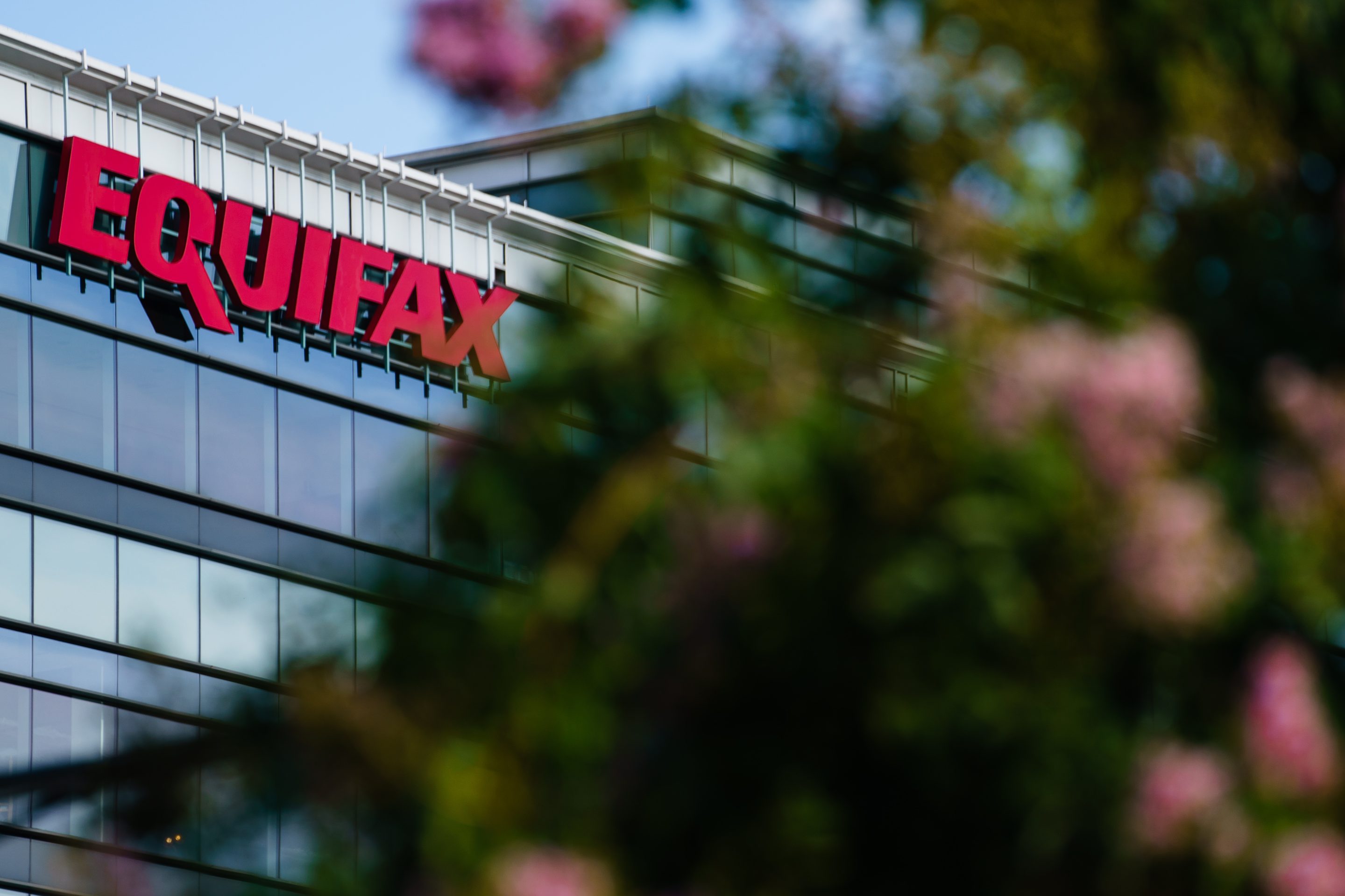 Analysts say Equifax mishandled every aspect of its 2017 data leak.