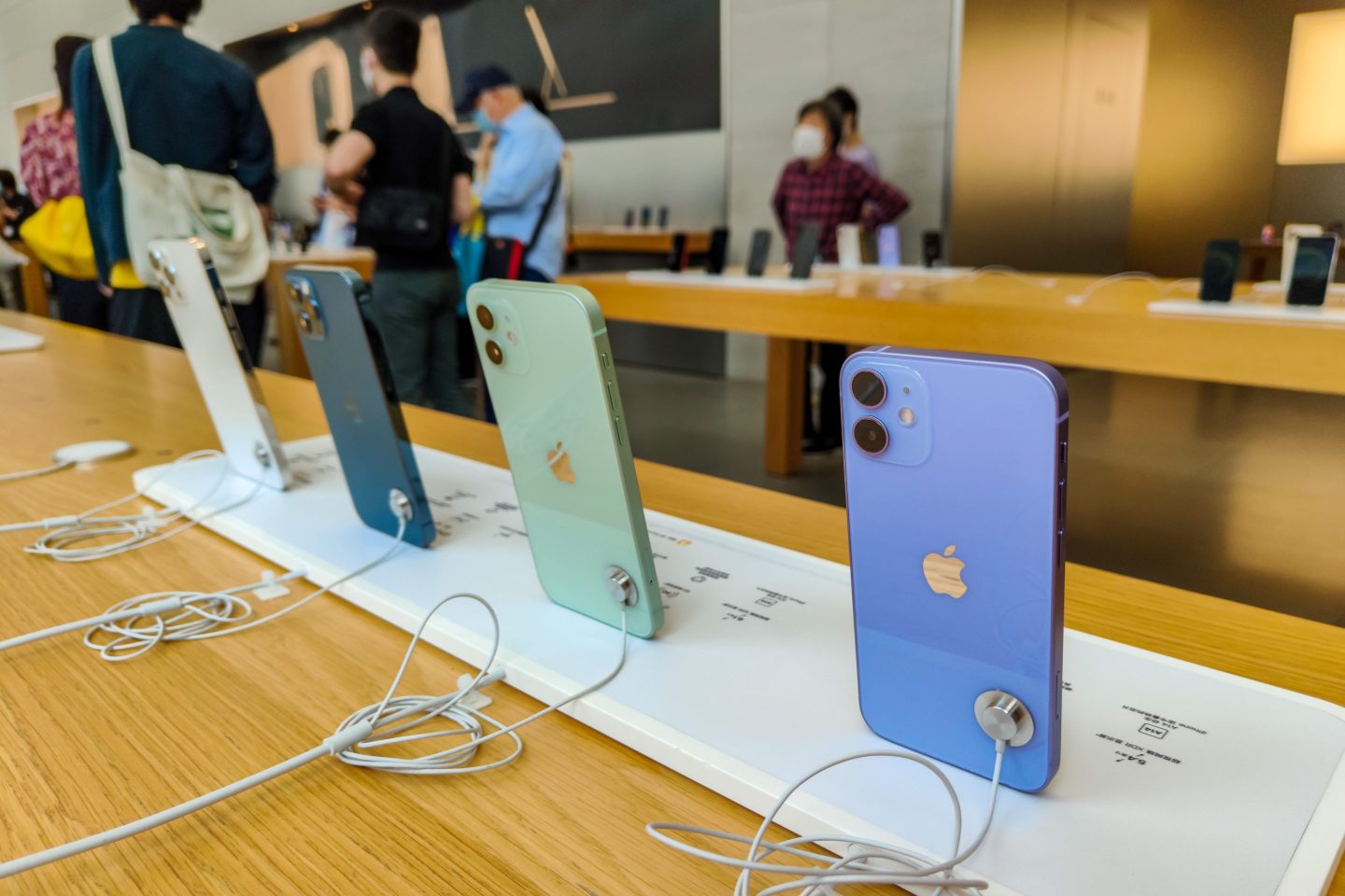 Apple tells staff how to react if customers ask about the iPhone 12 being pulled off shelves in France due to radiation concerns 