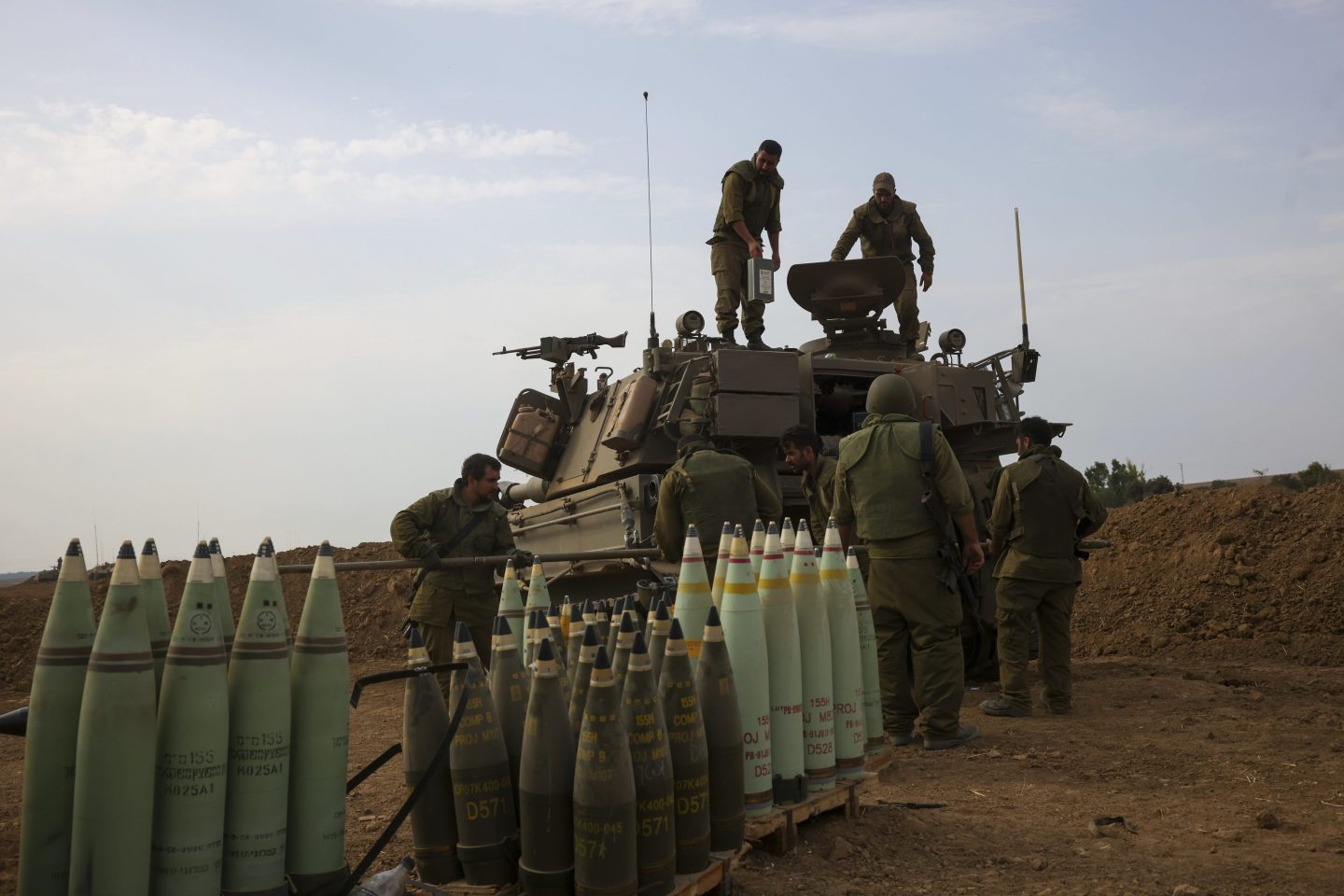 American arms in Israel
