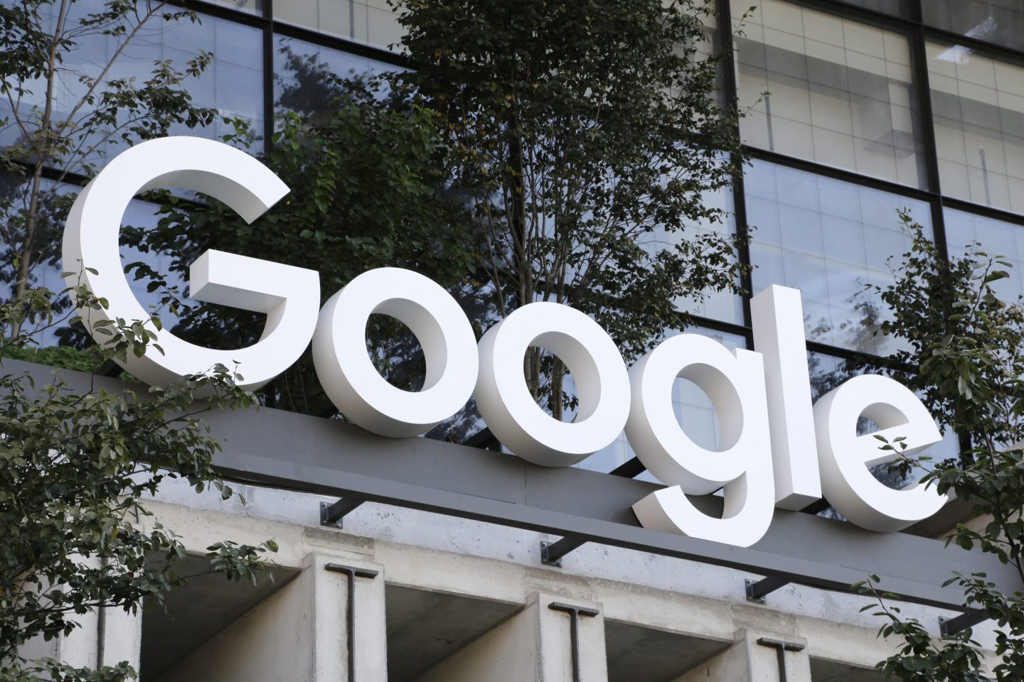 How a Google loss in its antitrust trial would affect your searches on the internet