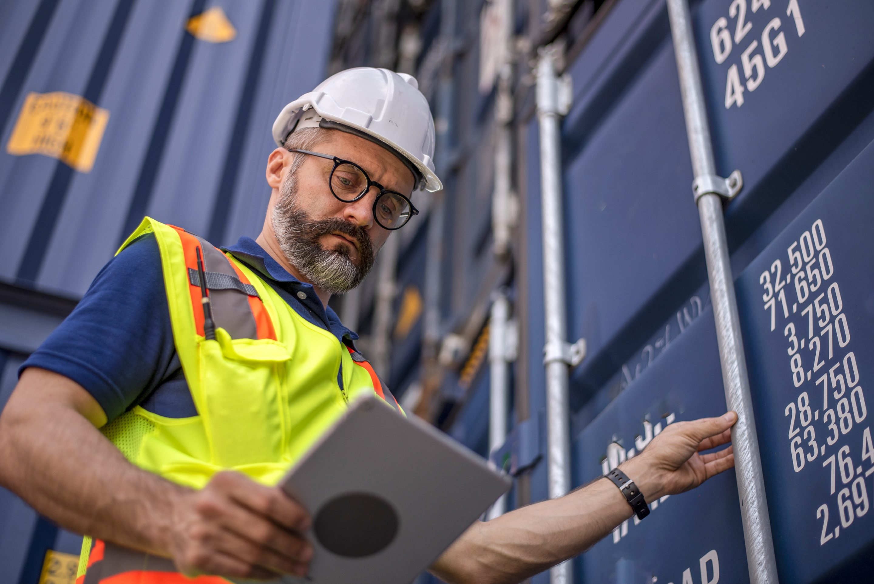 Digitalizing international trade would result in significant efficiency gains.