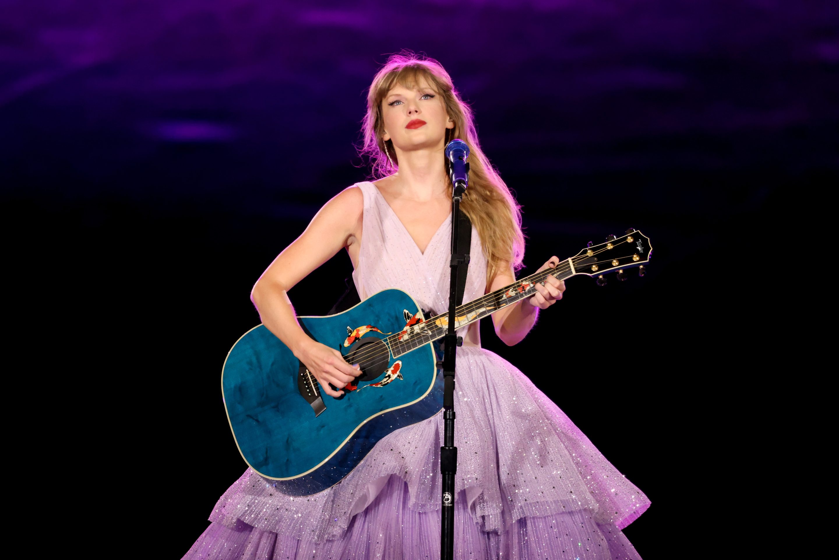 Taylor Swift.