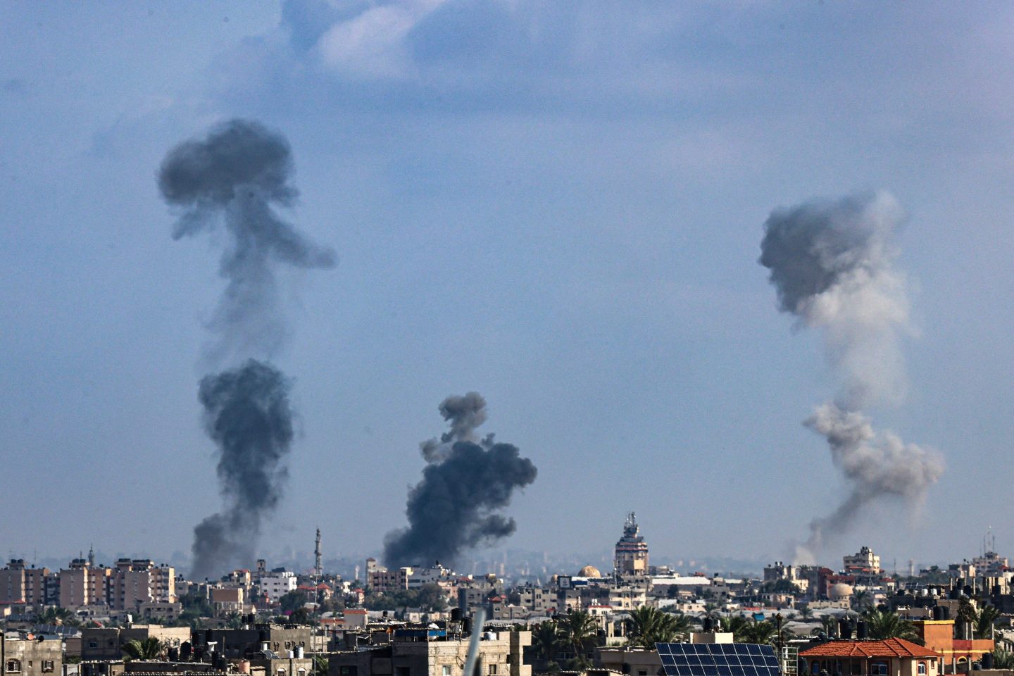 Advice for CEOs grappling with the war in Israel: Talk to your employees—and get off social media