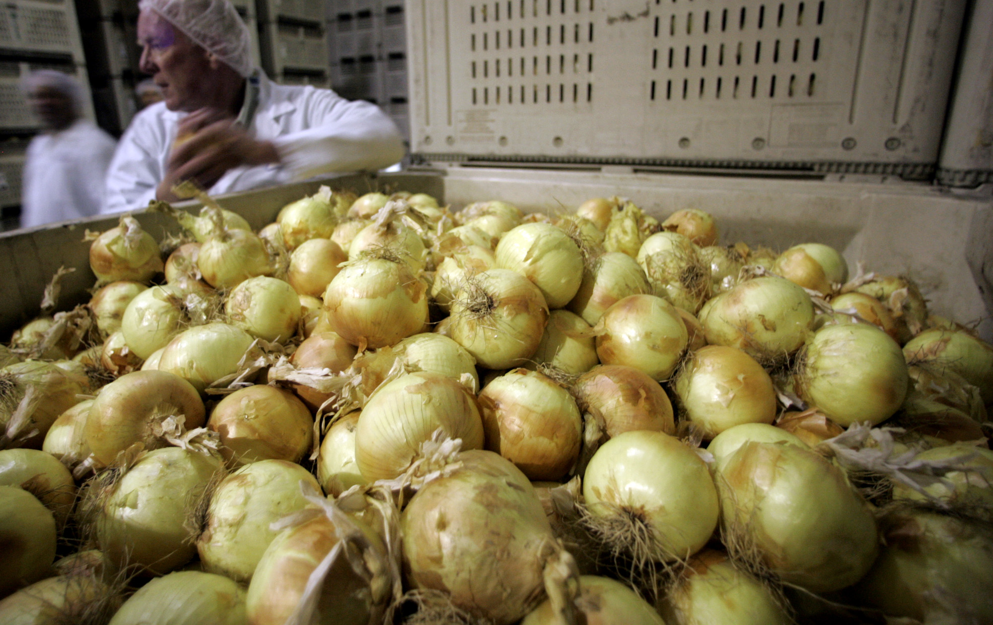 A salmonella outbreak is linked to precut onions.
