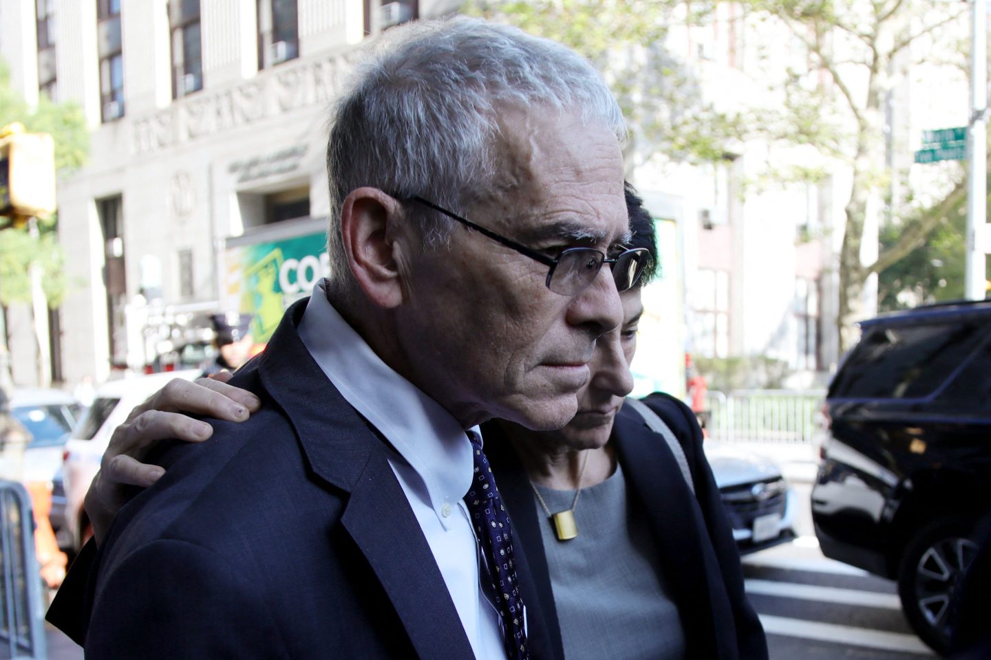 Joseph Bankman and Barbara Fried arrive for Sam Bankman-Fried's trial on Oct. 4, 2023.