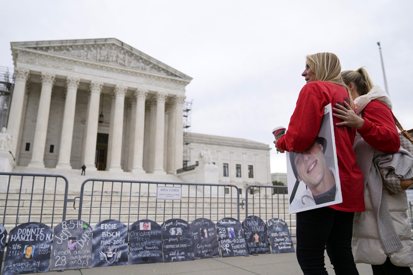 Supreme Court justices agonize over Purdue Pharma settlement that would let Sackler family walk away with billions: ‘There is no other deal’